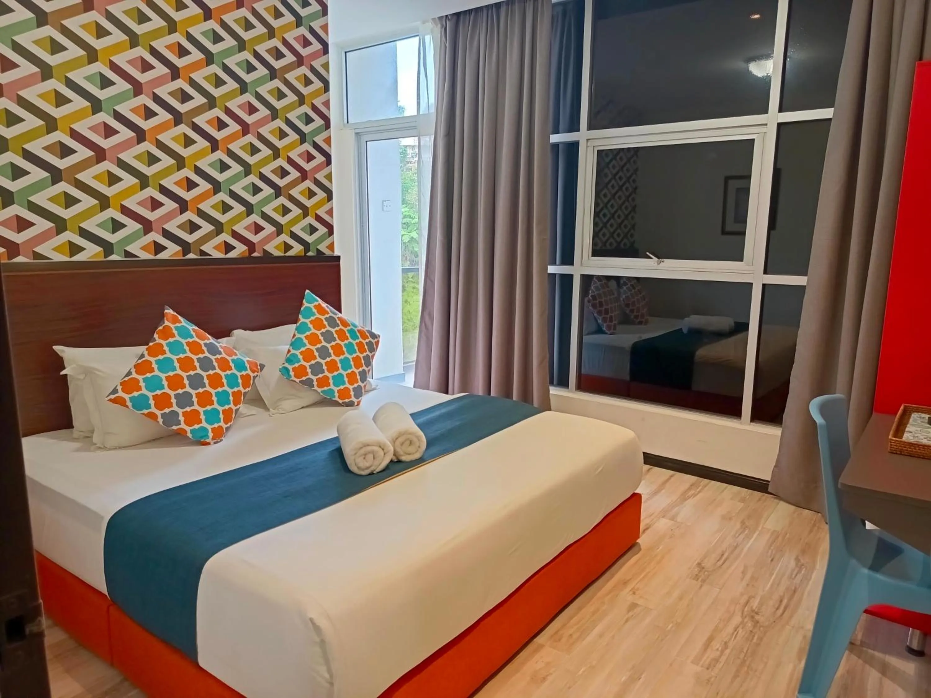 Bed in Beautiful Marigold Hotel