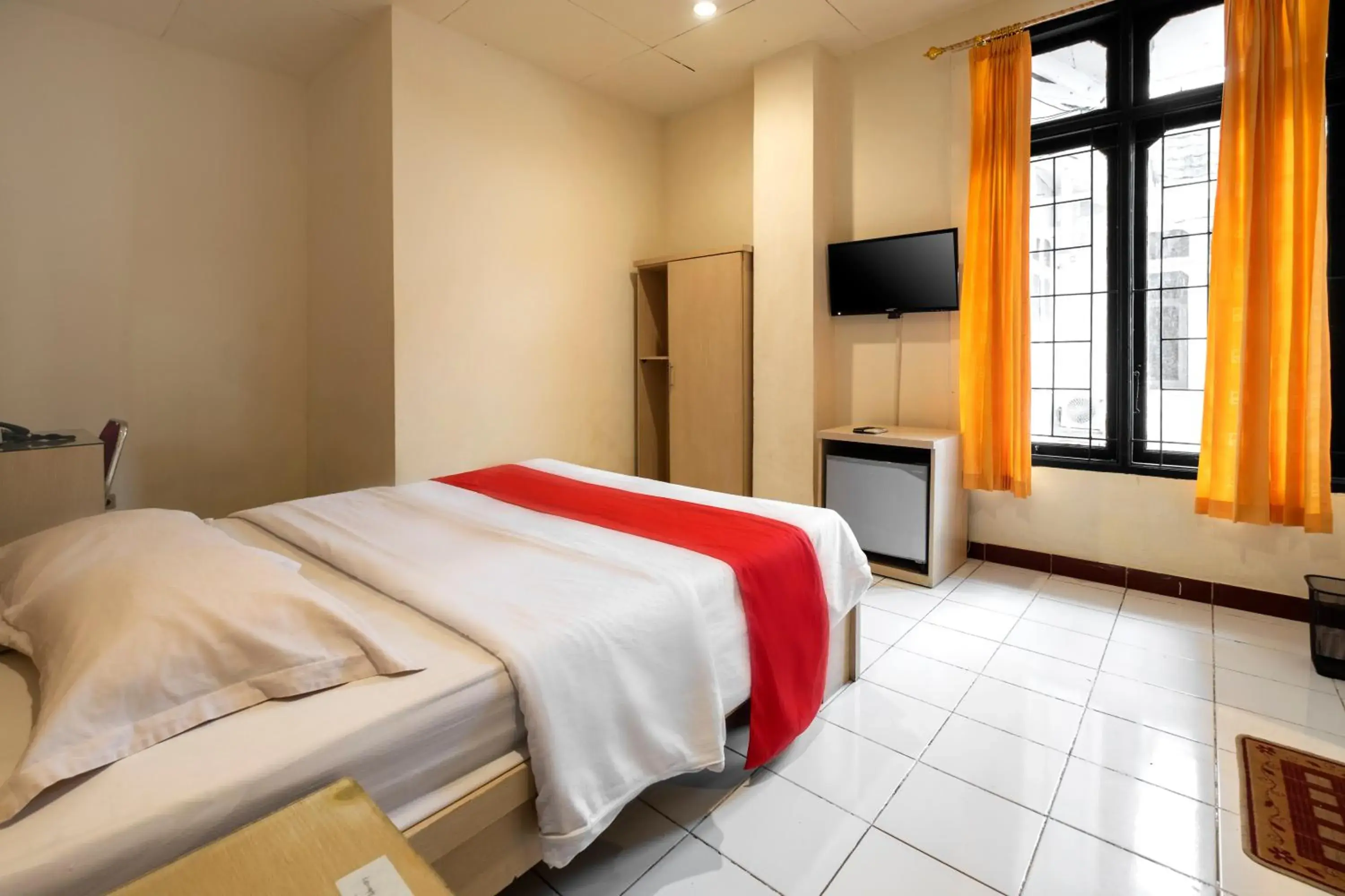 Bed in HOTEL BALI MAKASSAR Bed in HOTEL BALI MAKASSAR