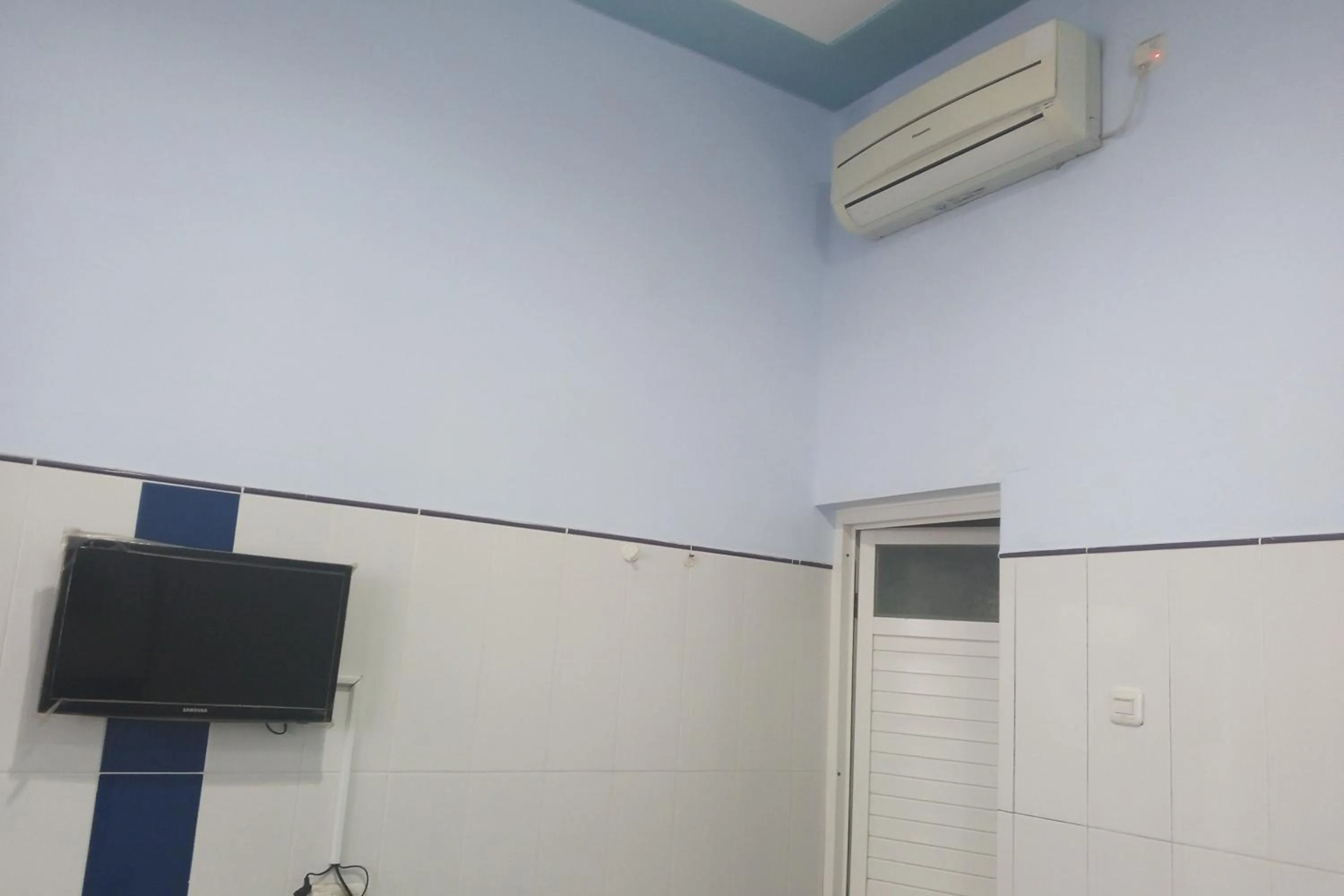 air conditioner in Hotel Orchid Syariah