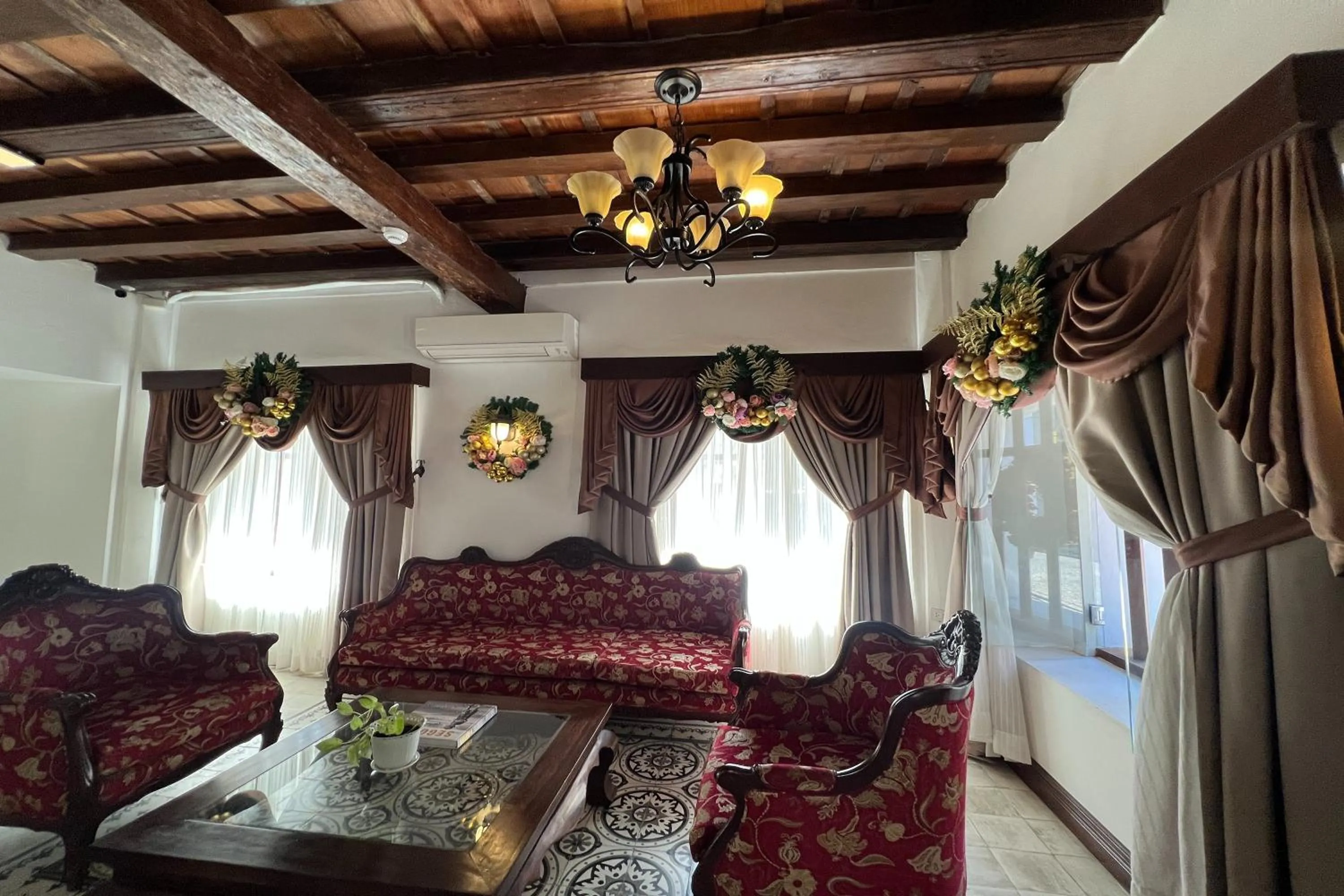 Seating area in NSCC Casa De Vigan