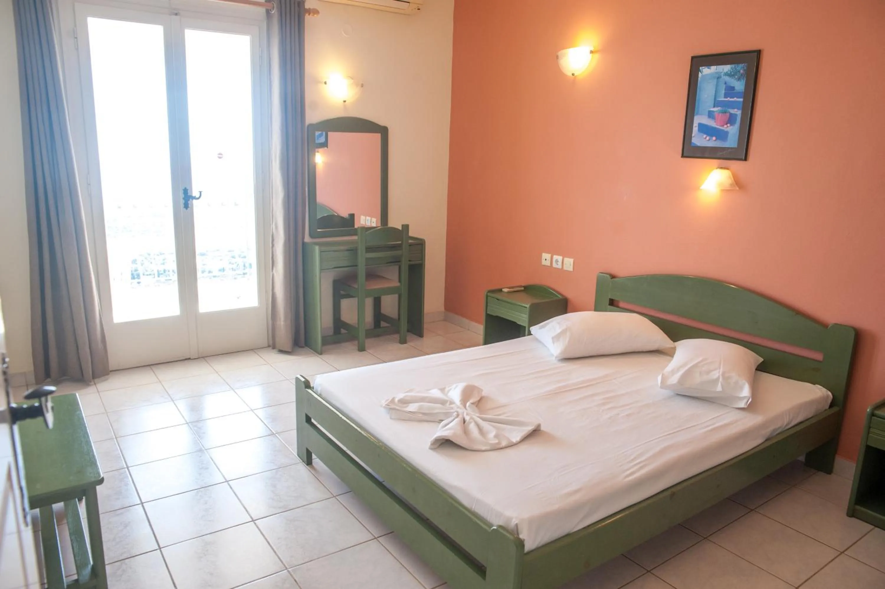 Bed in Mouikis Sun Village