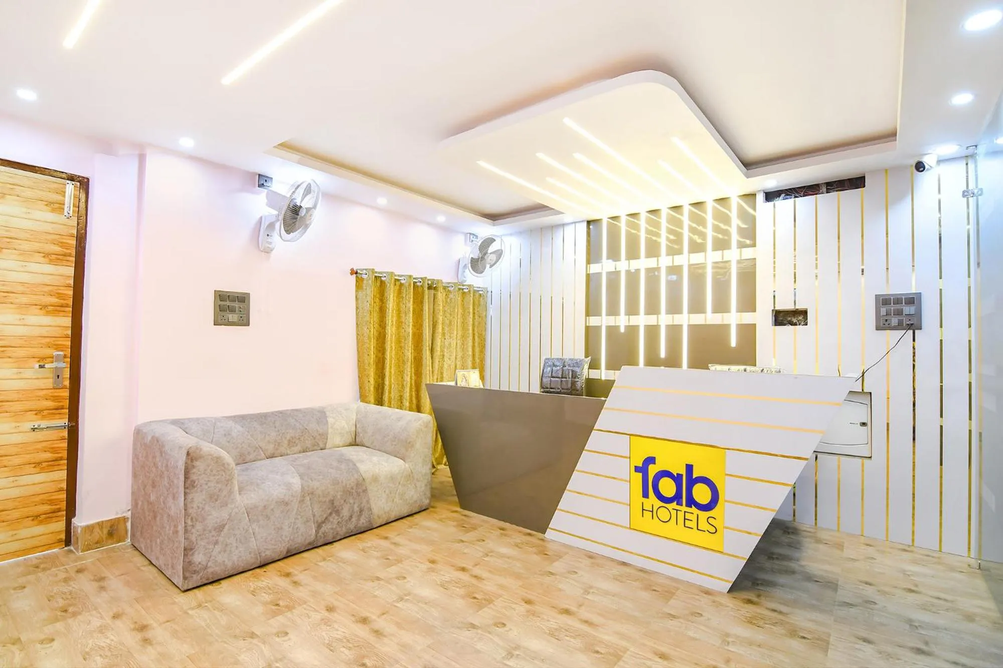 Lobby or reception in FabHotel D Park