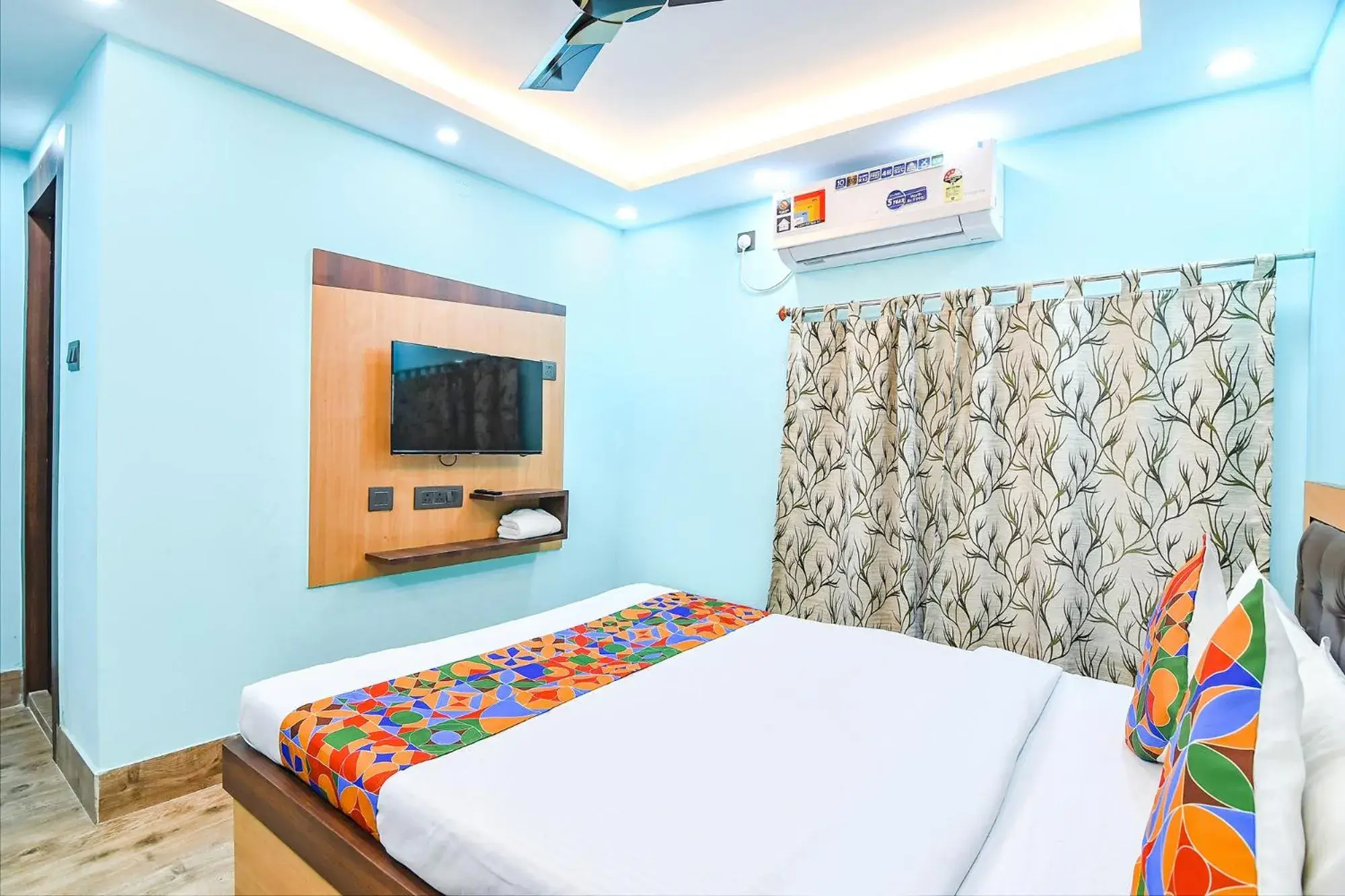 Bed in FabHotel D Park - Nr Dum Dum Junction Bed in FabHotel D Park - Nr Dum Dum Junction