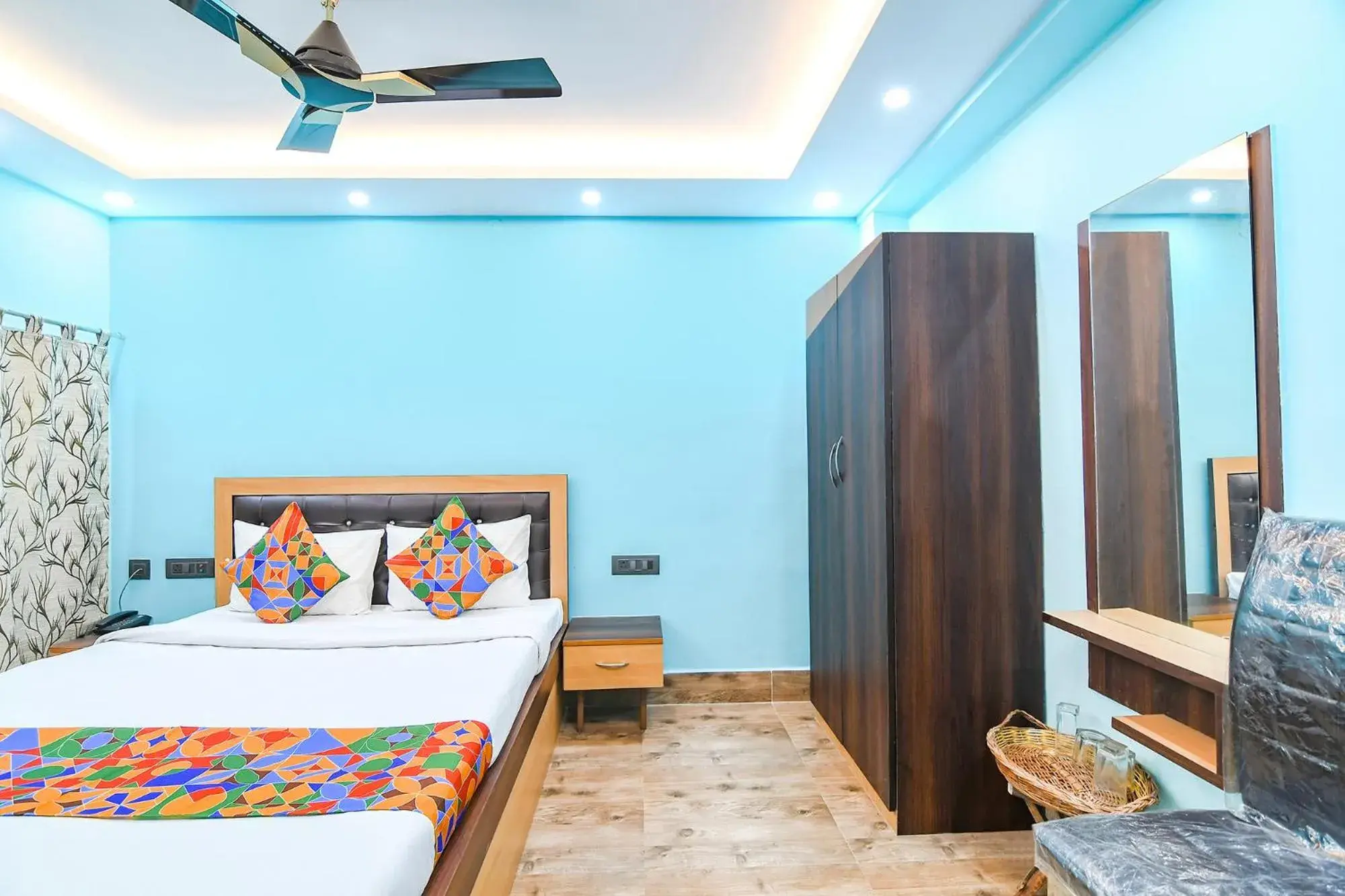 Bed in FabHotel D Park - Nr Dum Dum Junction Bed in FabHotel D Park - Nr Dum Dum Junction