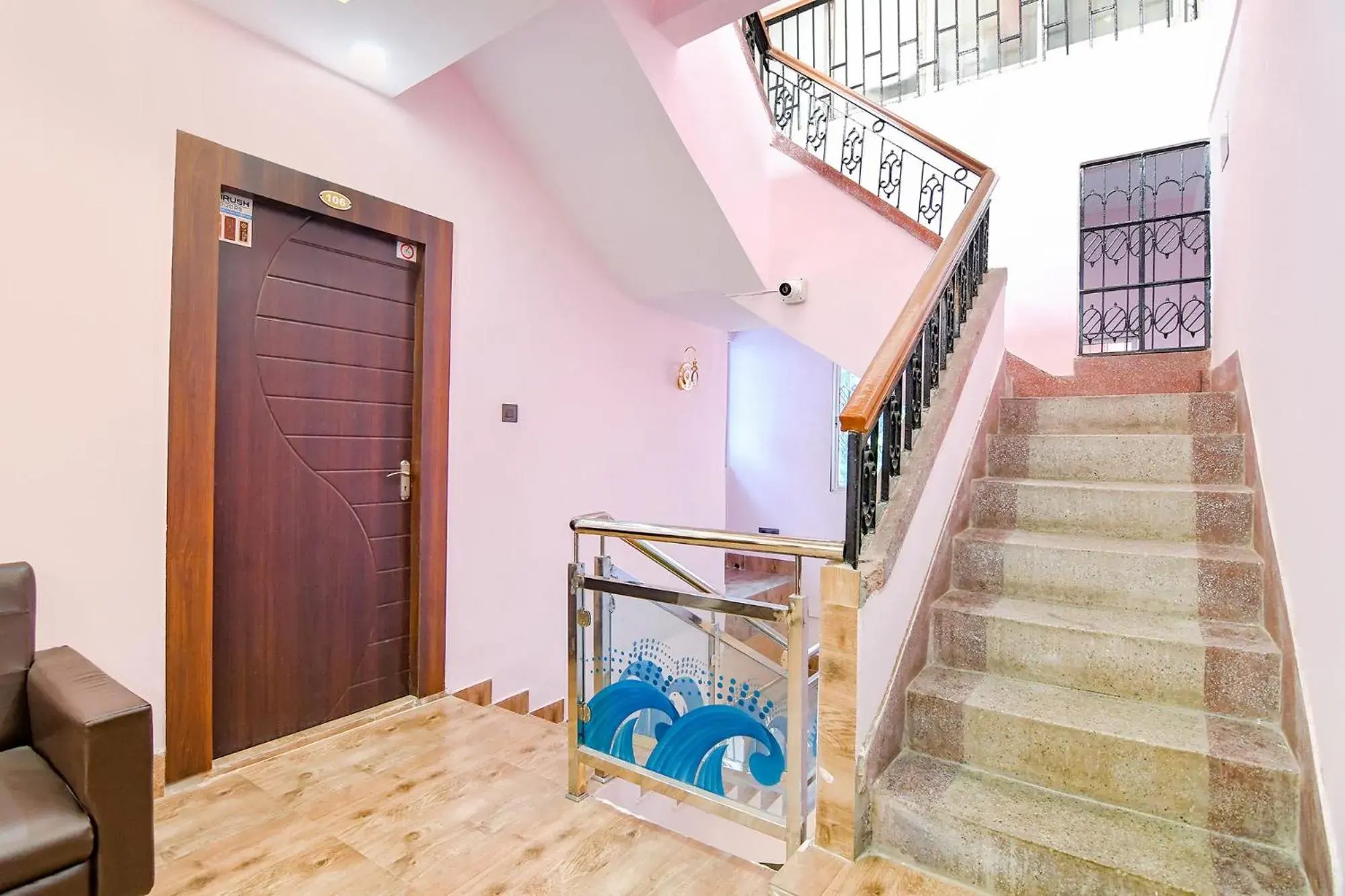 Lobby or reception in FabHotel D Park - Nr Dum Dum Junction Lobby or reception in FabHotel D Park - Nr Dum Dum Junction