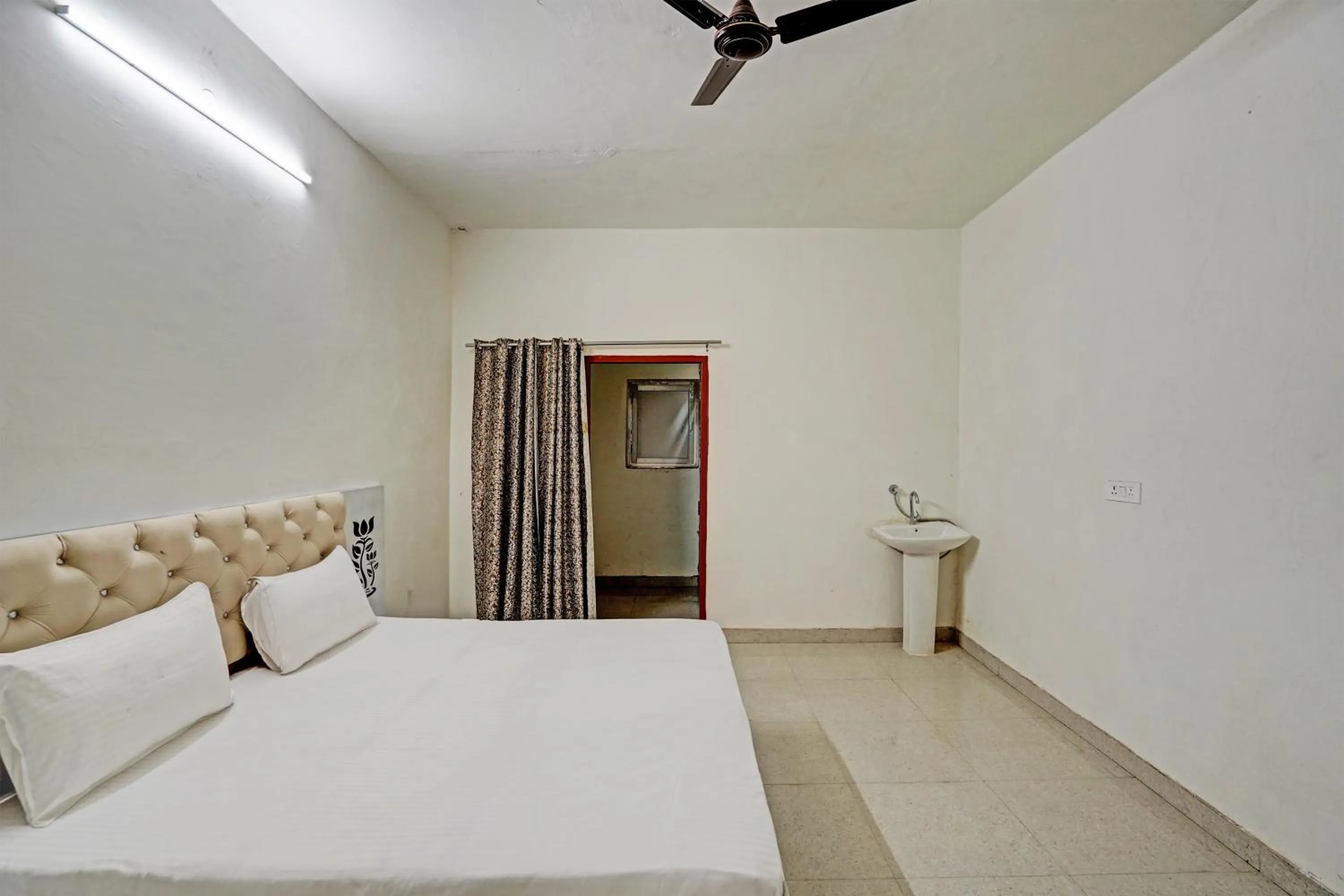 Bedroom, Bed in Hotel O Chawla's Hotel & Restaurant