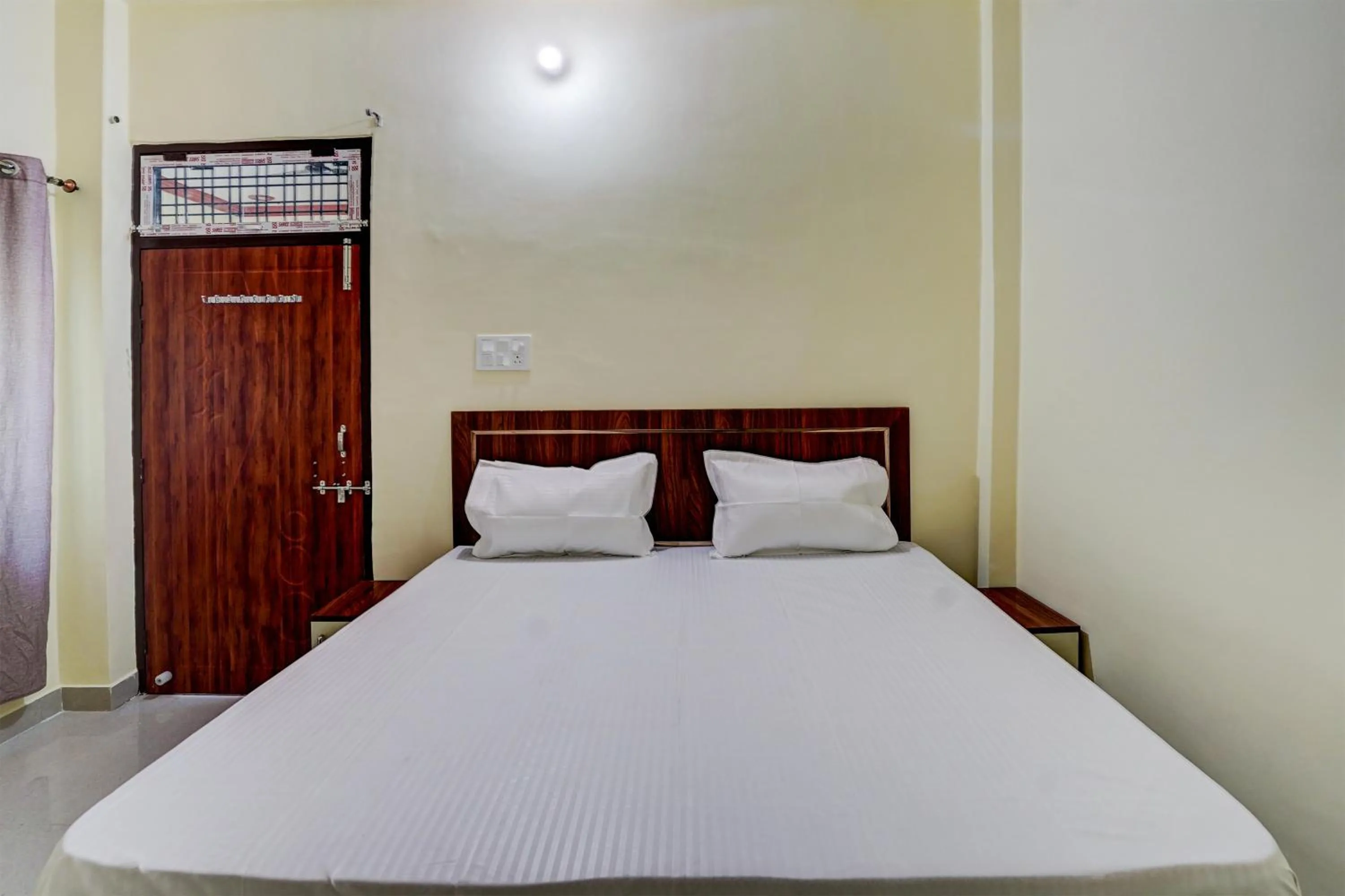 Bedroom, Bed in Hotel O Home Hotel Star Galaxy