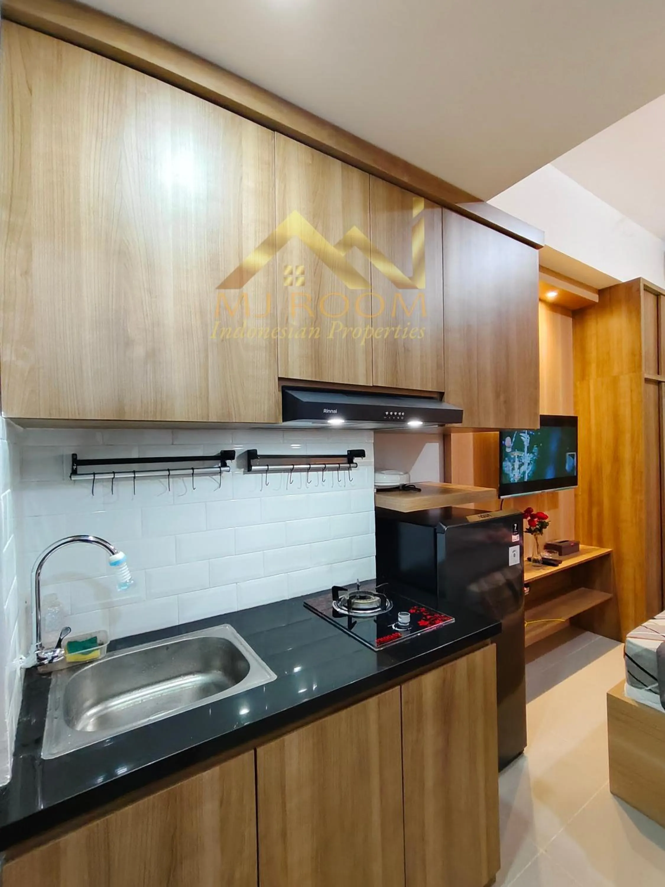 Kitchen or kitchenette in Trans Park Juanda Bekasi By MJ Room