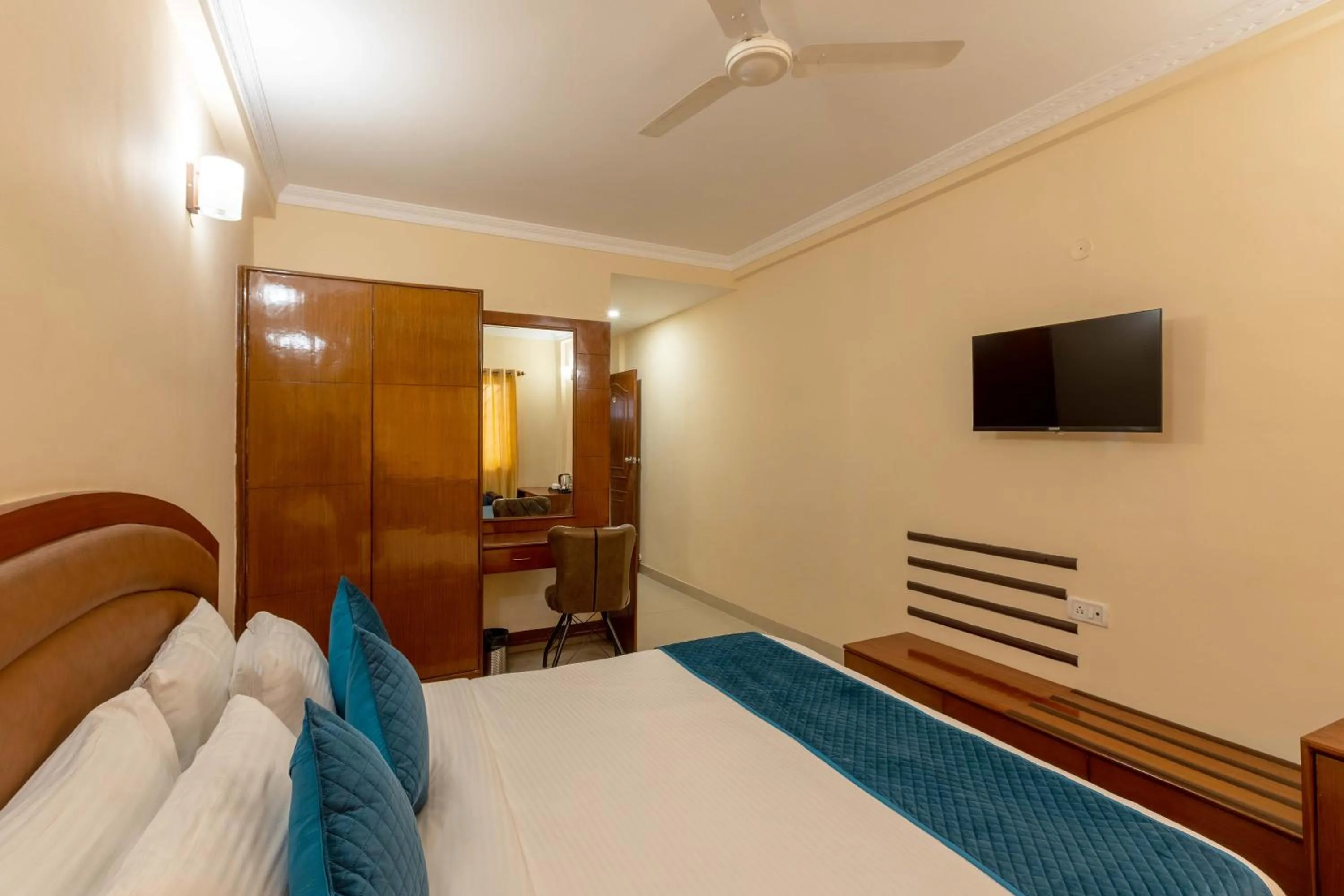 Bed in Blue Bliss Hotels By PPH Living Infantry Road