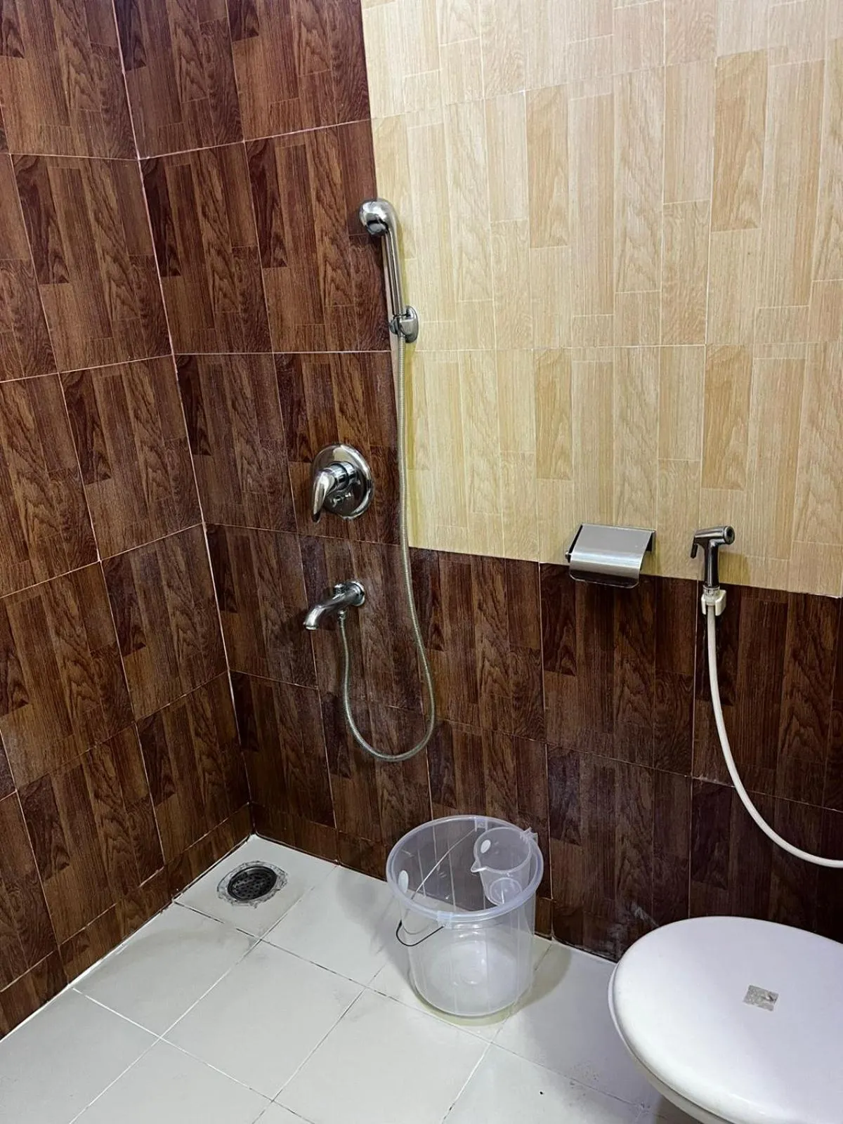 Shower in Blue Bliss Hotels By PPH Living Infantry Road