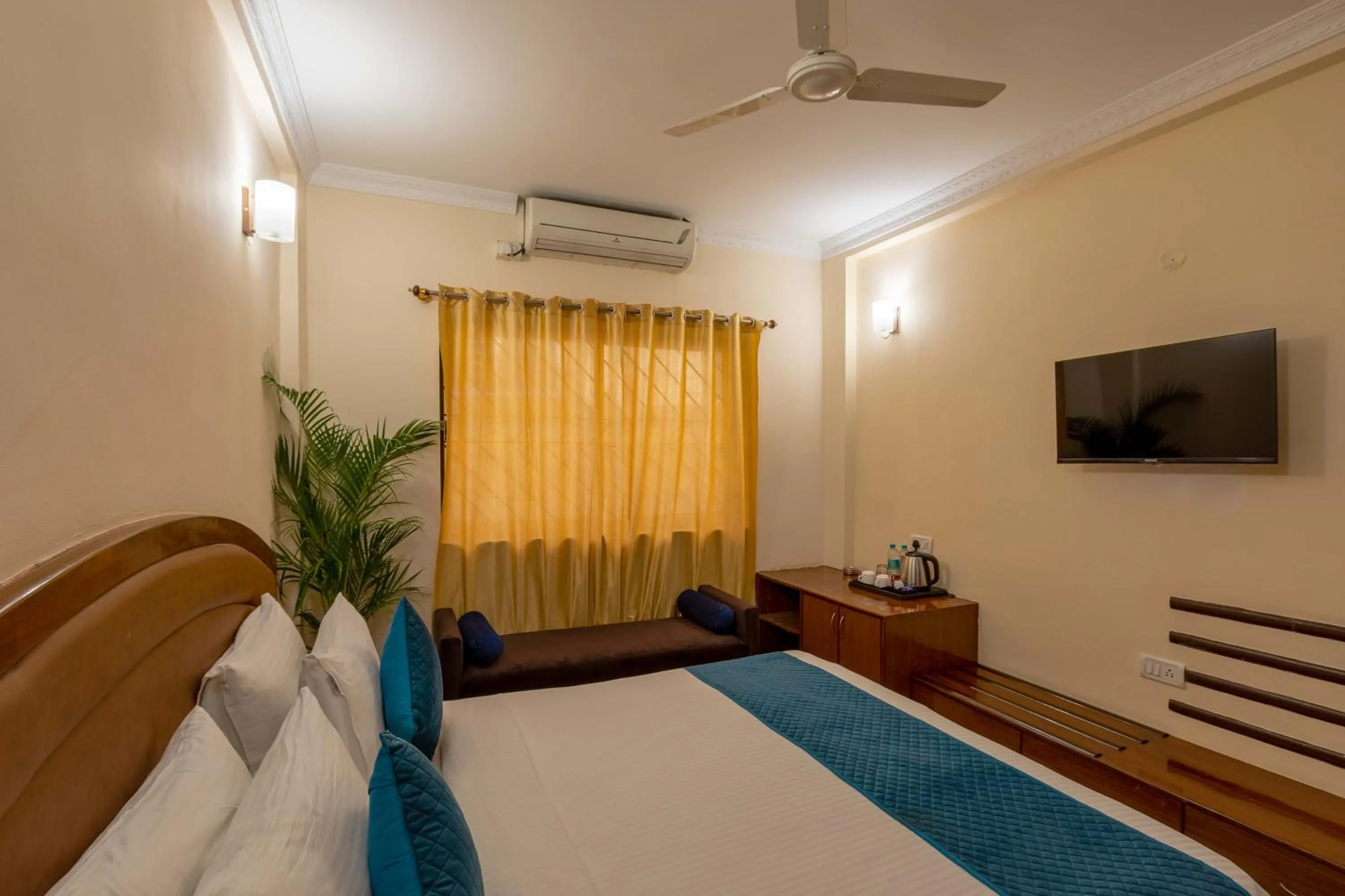 Property building, Bed in Blue Bliss Hotels By PPH Living Infantry Road