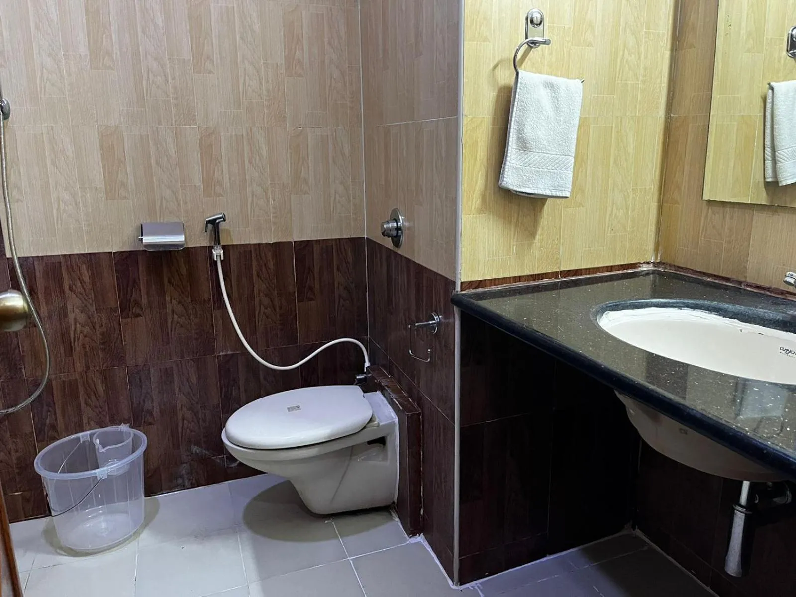 Shower in Blue Bliss Hotels By PPH Living Infantry Road
