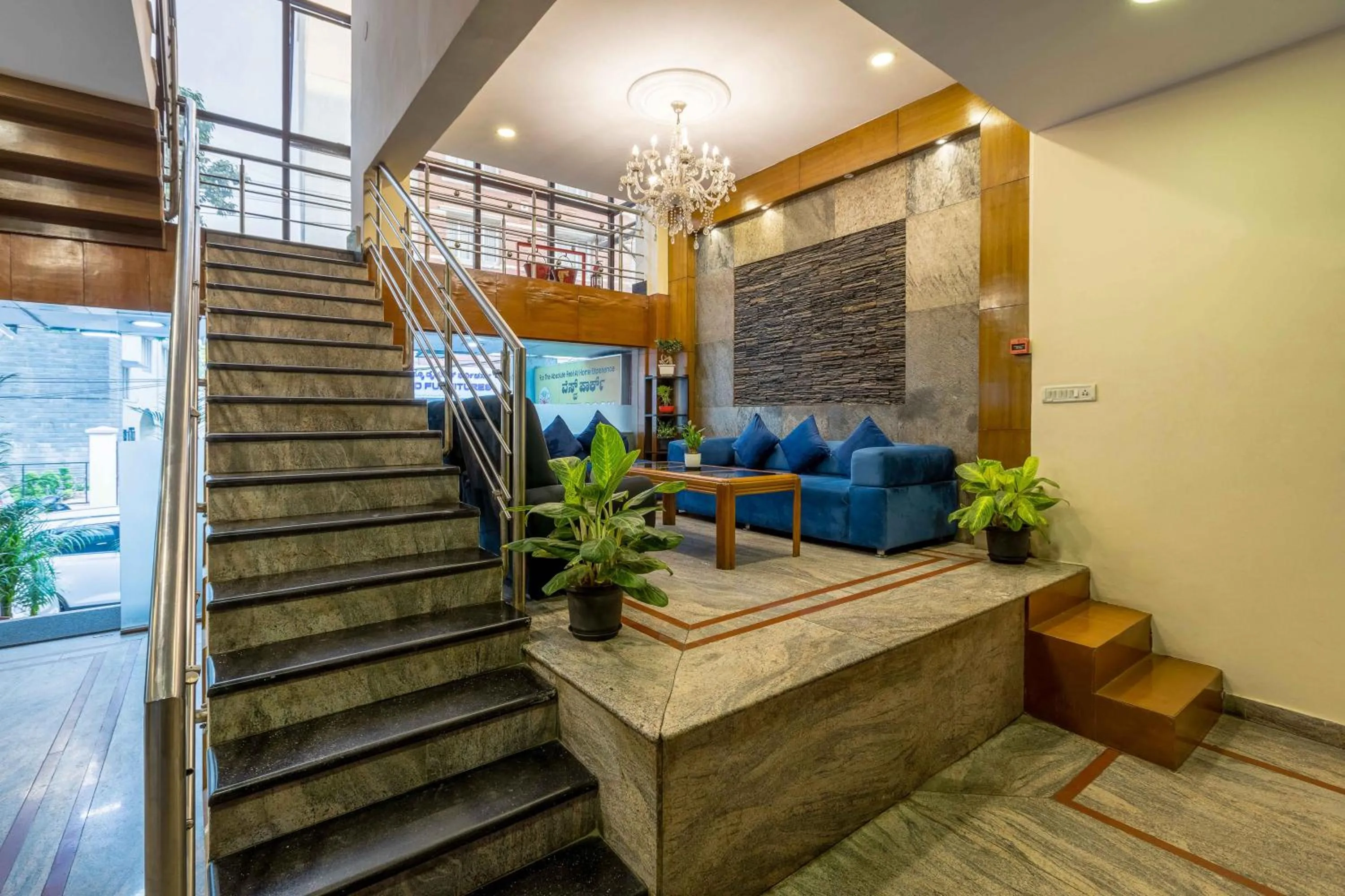 Lobby or reception in Blue Bliss Hotels By PPH Living Infantry Road