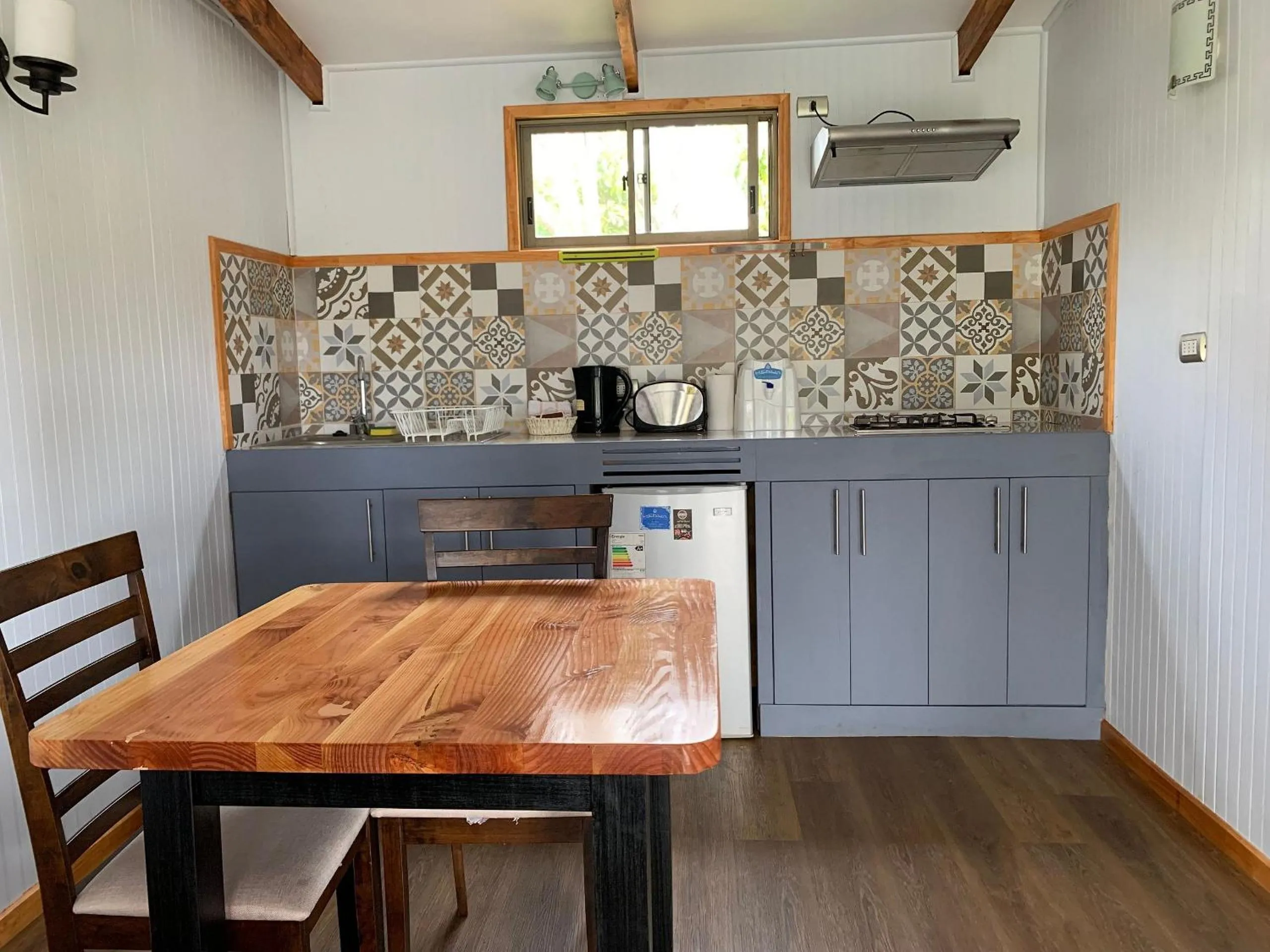 Dining area in Cabañas Raupa