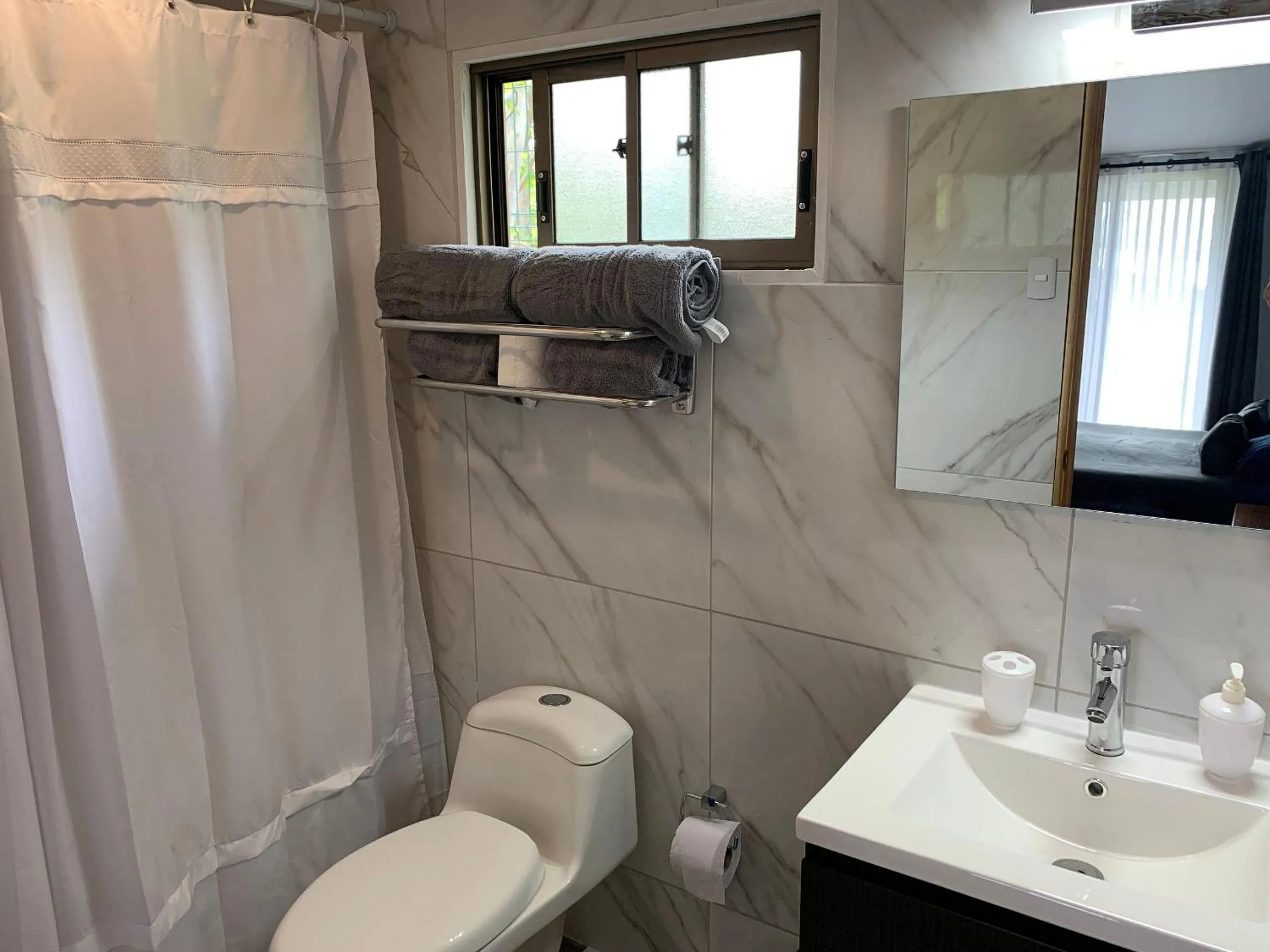 Shower in Cabañas Raupa