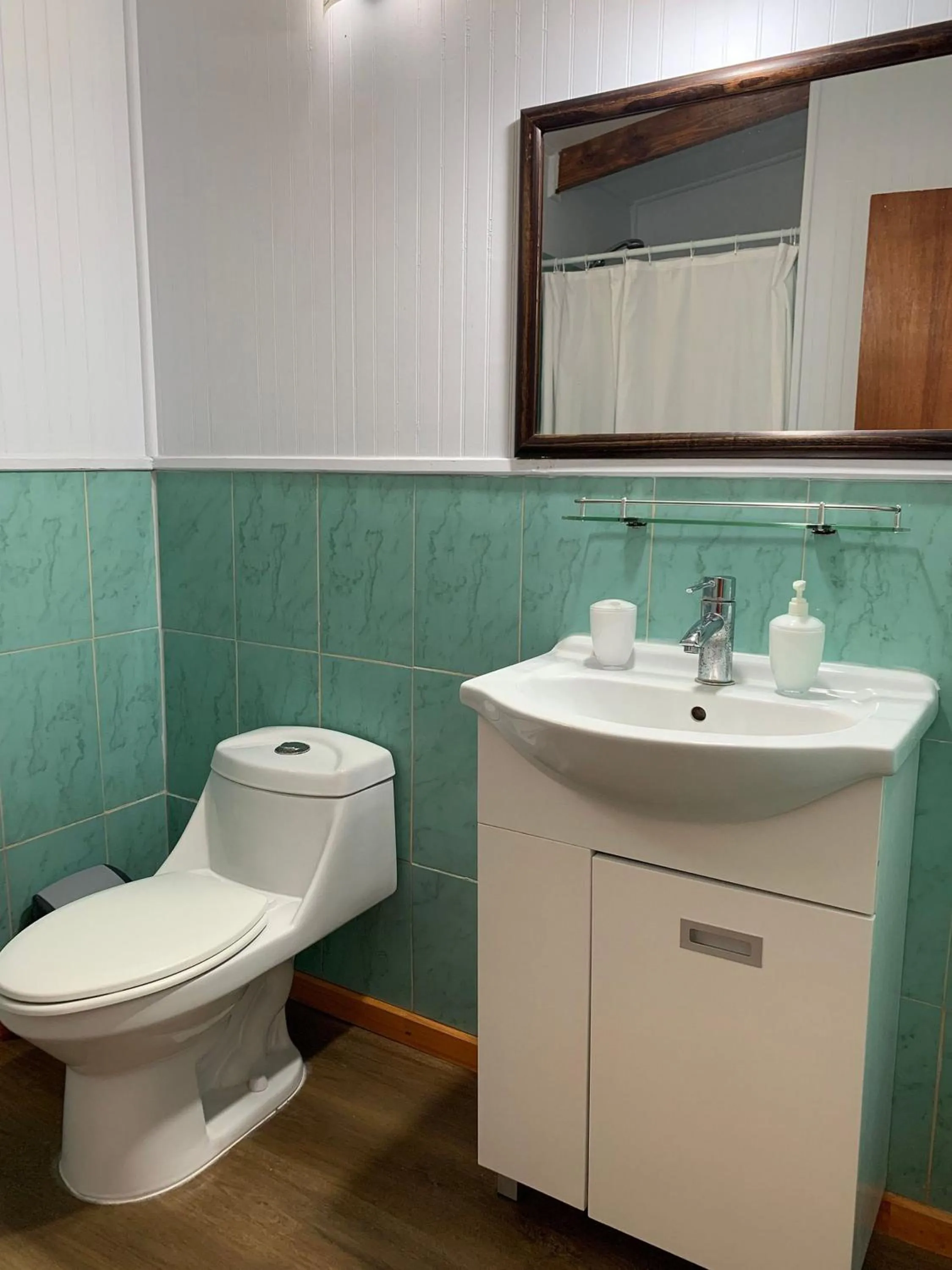 Toilet in Cabañas Raupa
