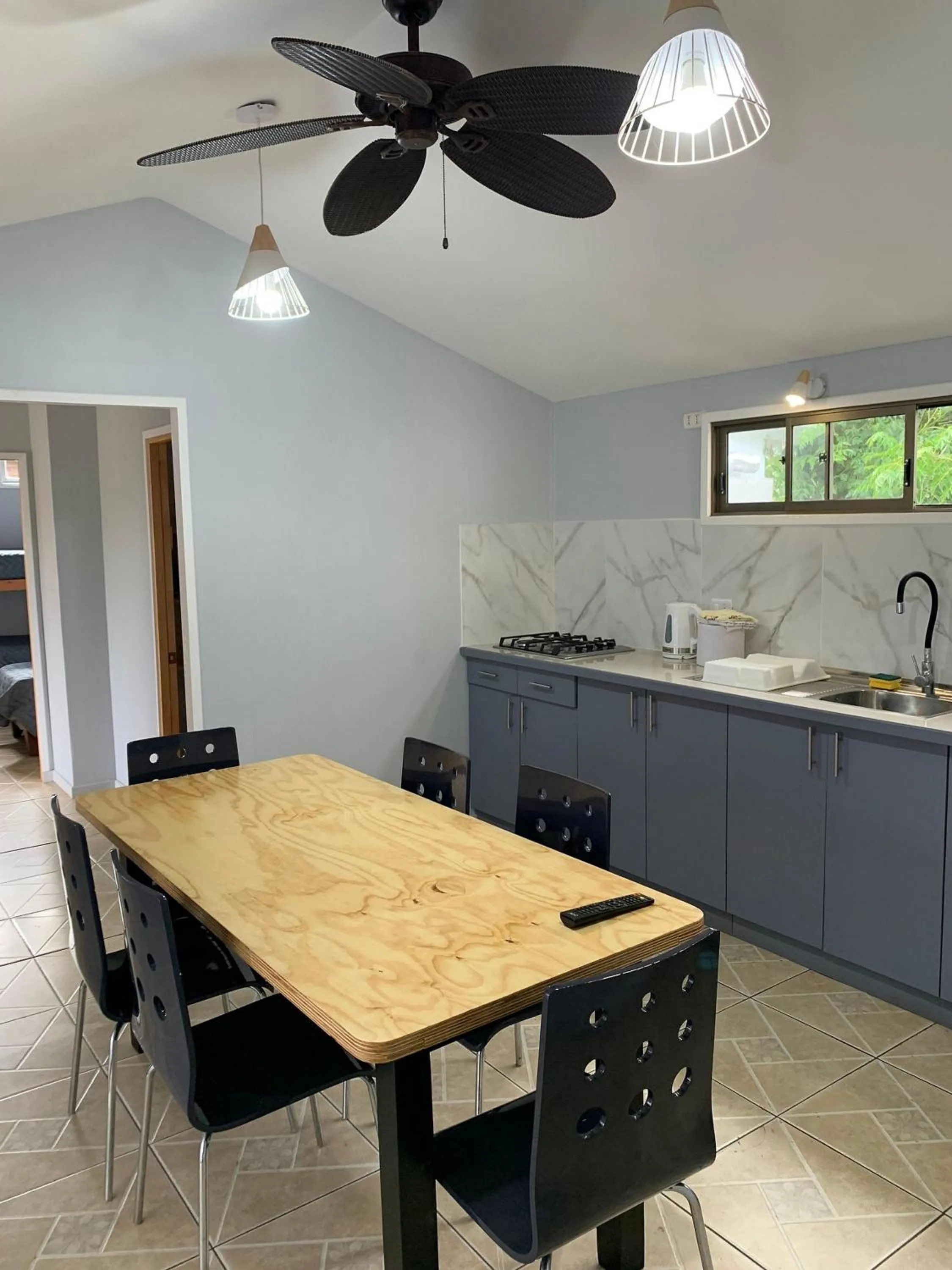 Dining area in Cabañas Raupa