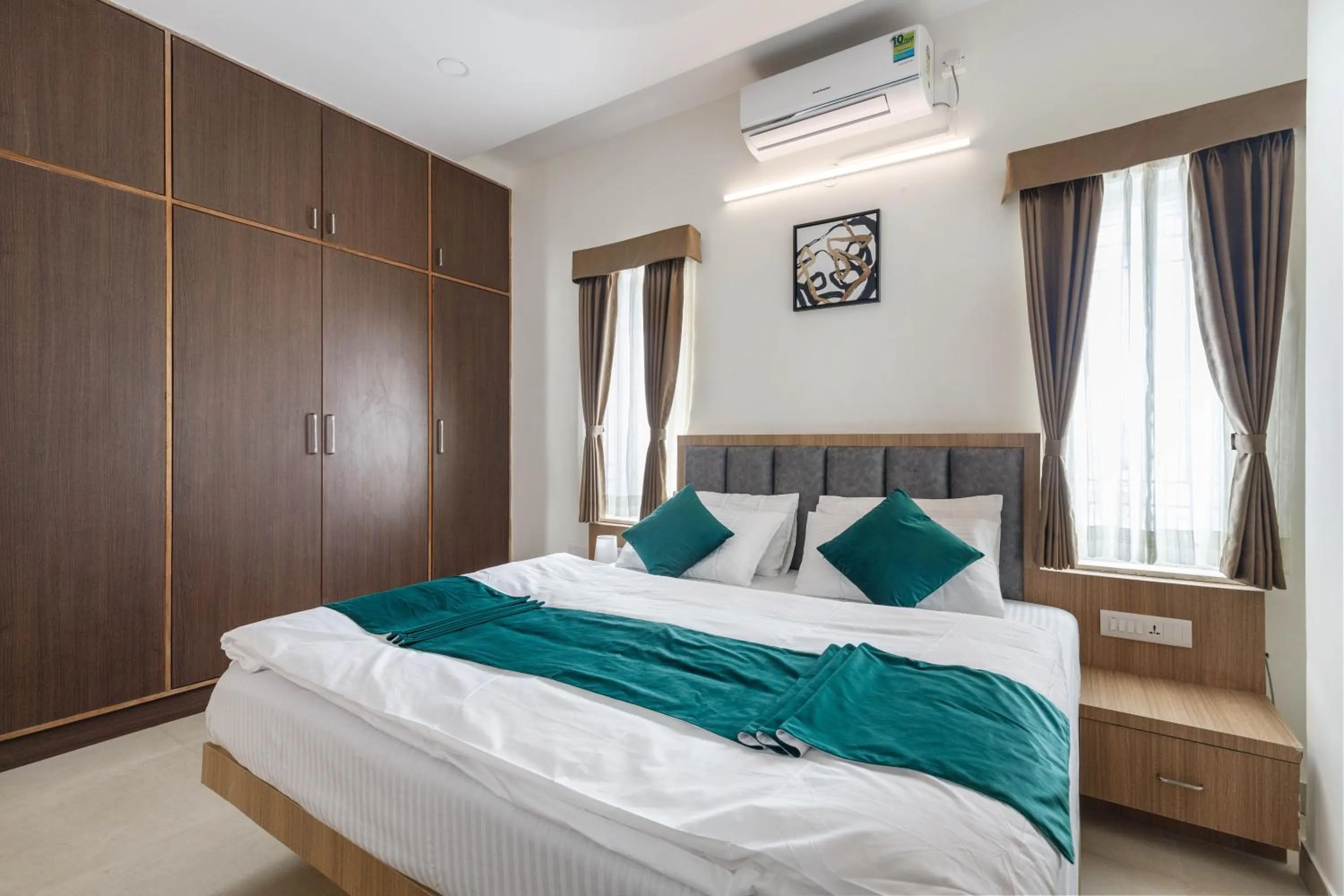Bedroom, Bed in Sunlight Serviced Apartments