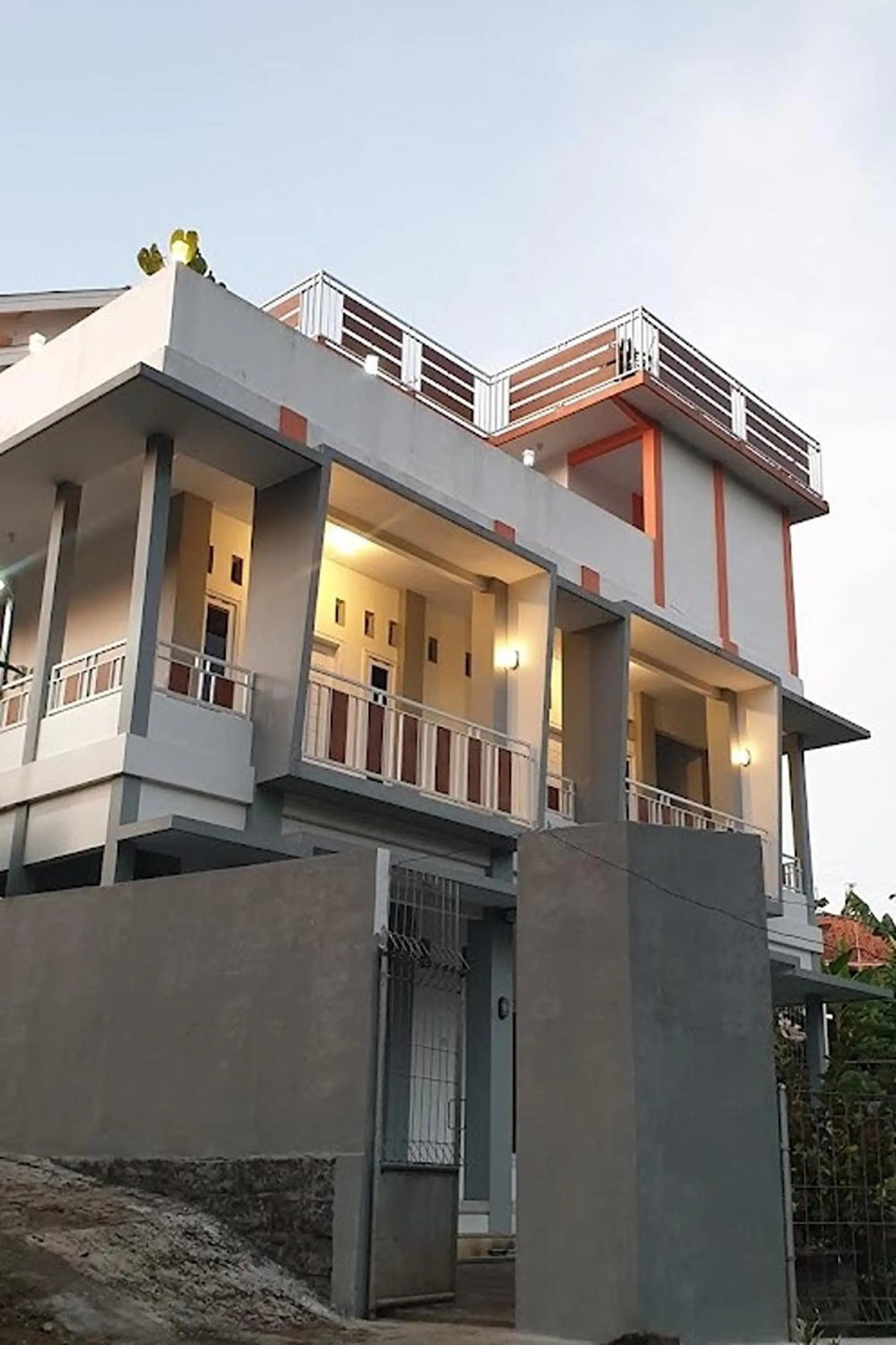 Property building in Rizky Bromo Homestay