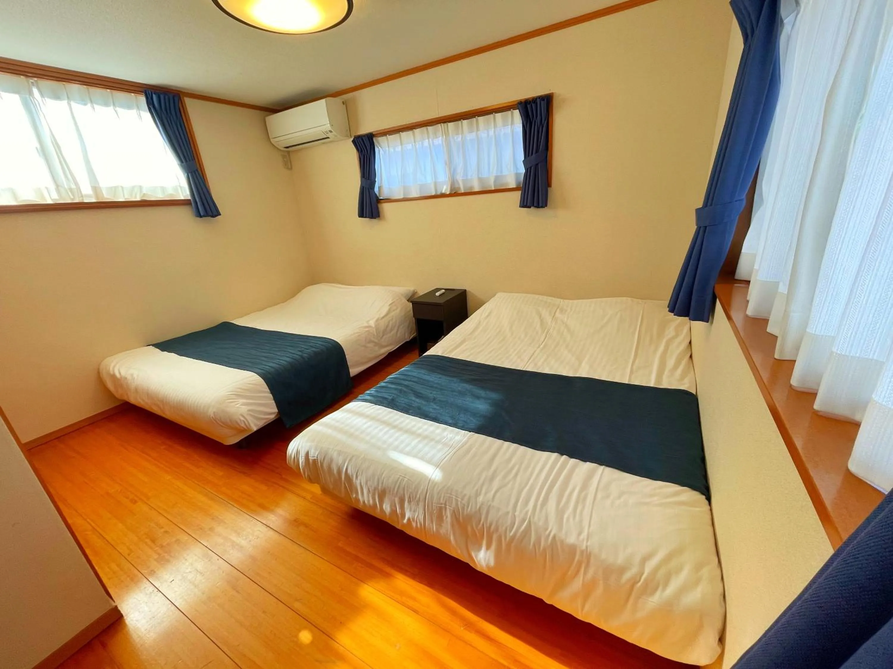 Photo of the whole room, Bed in Sea Front Villa