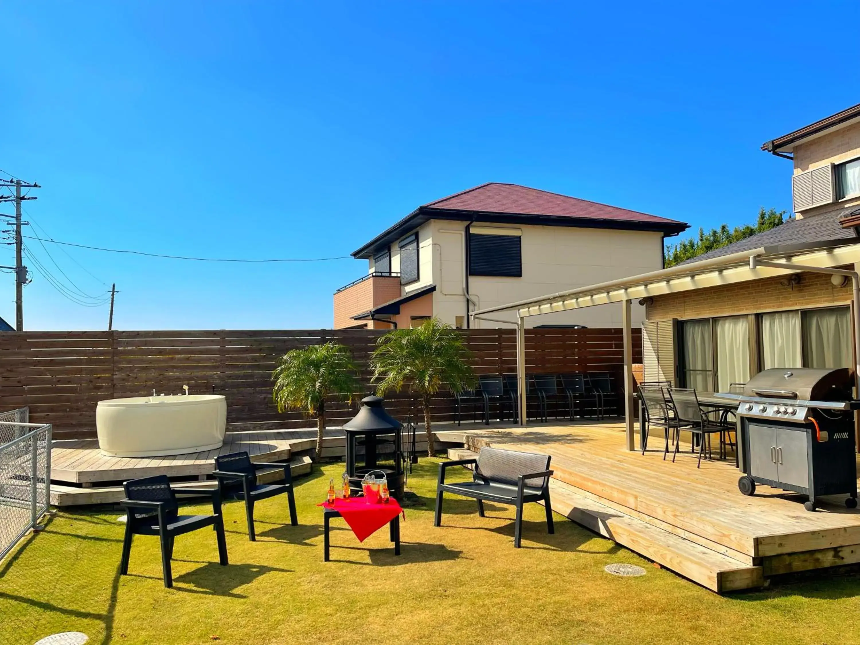 Property building in Sea Front Villa Property building in Sea Front Villa