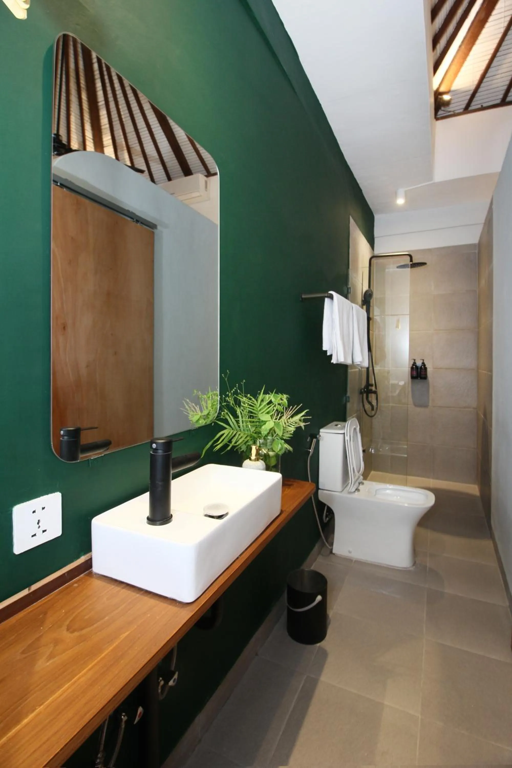 Toilet in Seven Boards Canggu