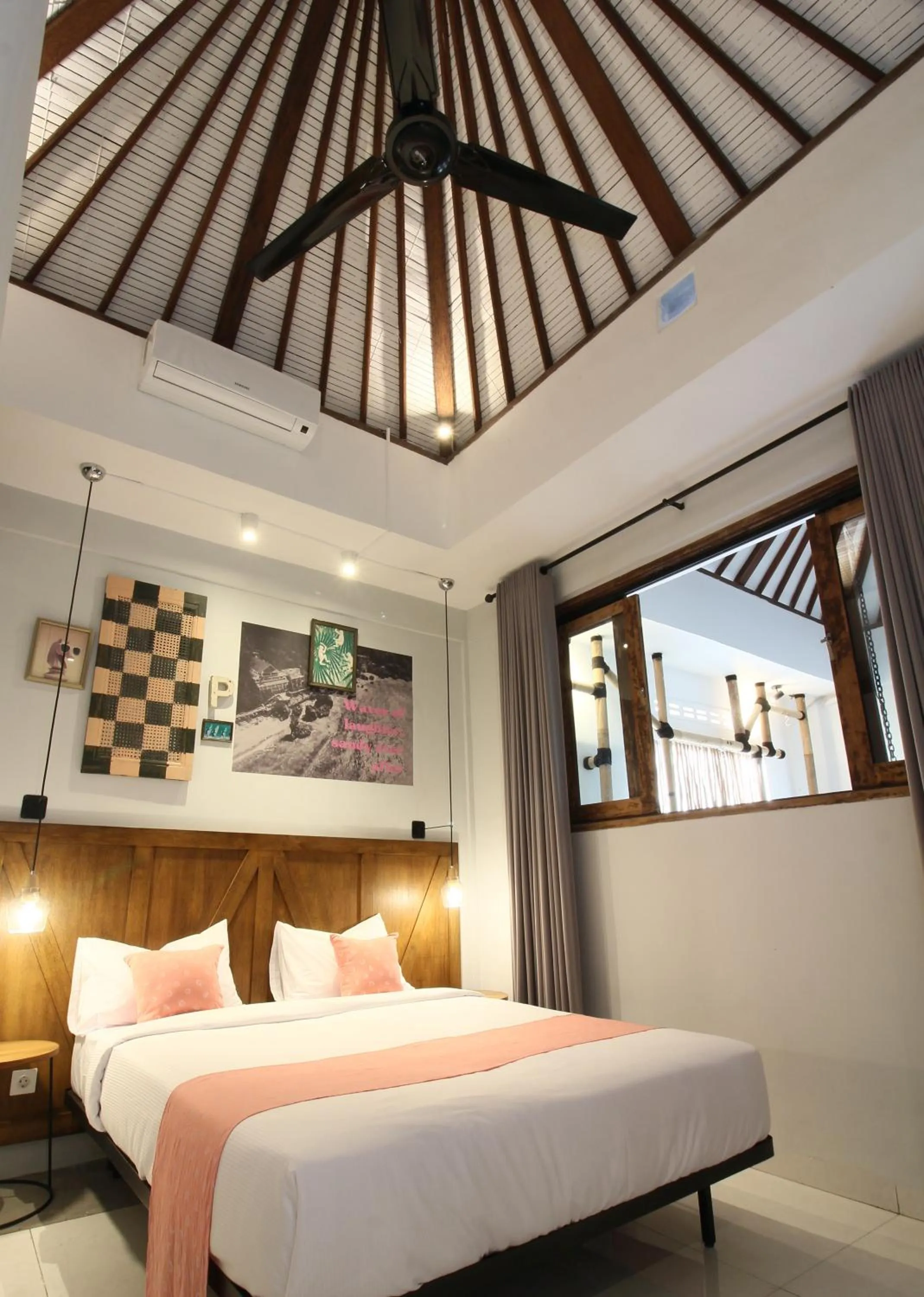 Bed in Seven Boards Canggu