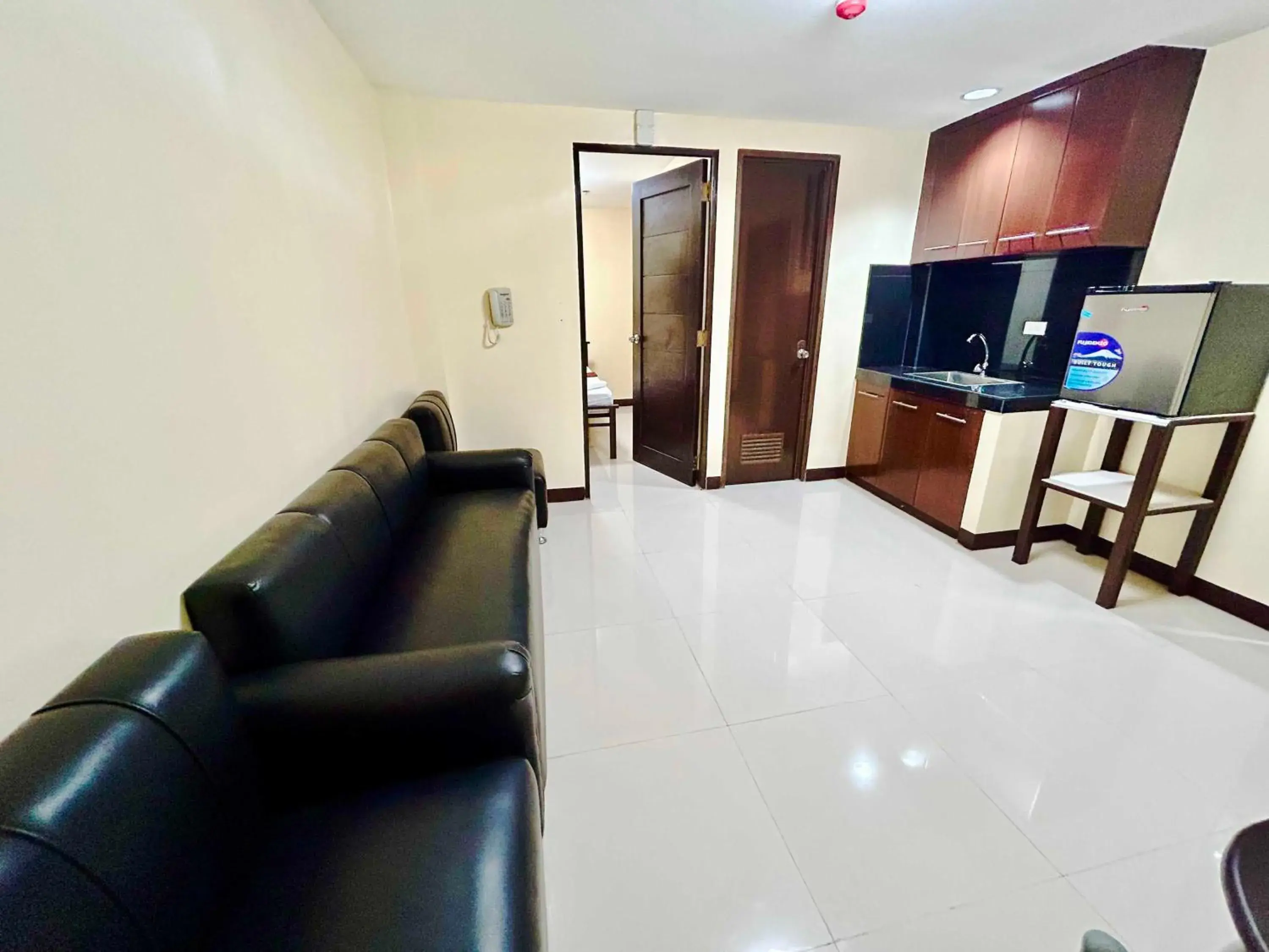 Bedroom in OYO 1045 Rayjan Apartelle Bedroom in OYO 1045 Rayjan Apartelle