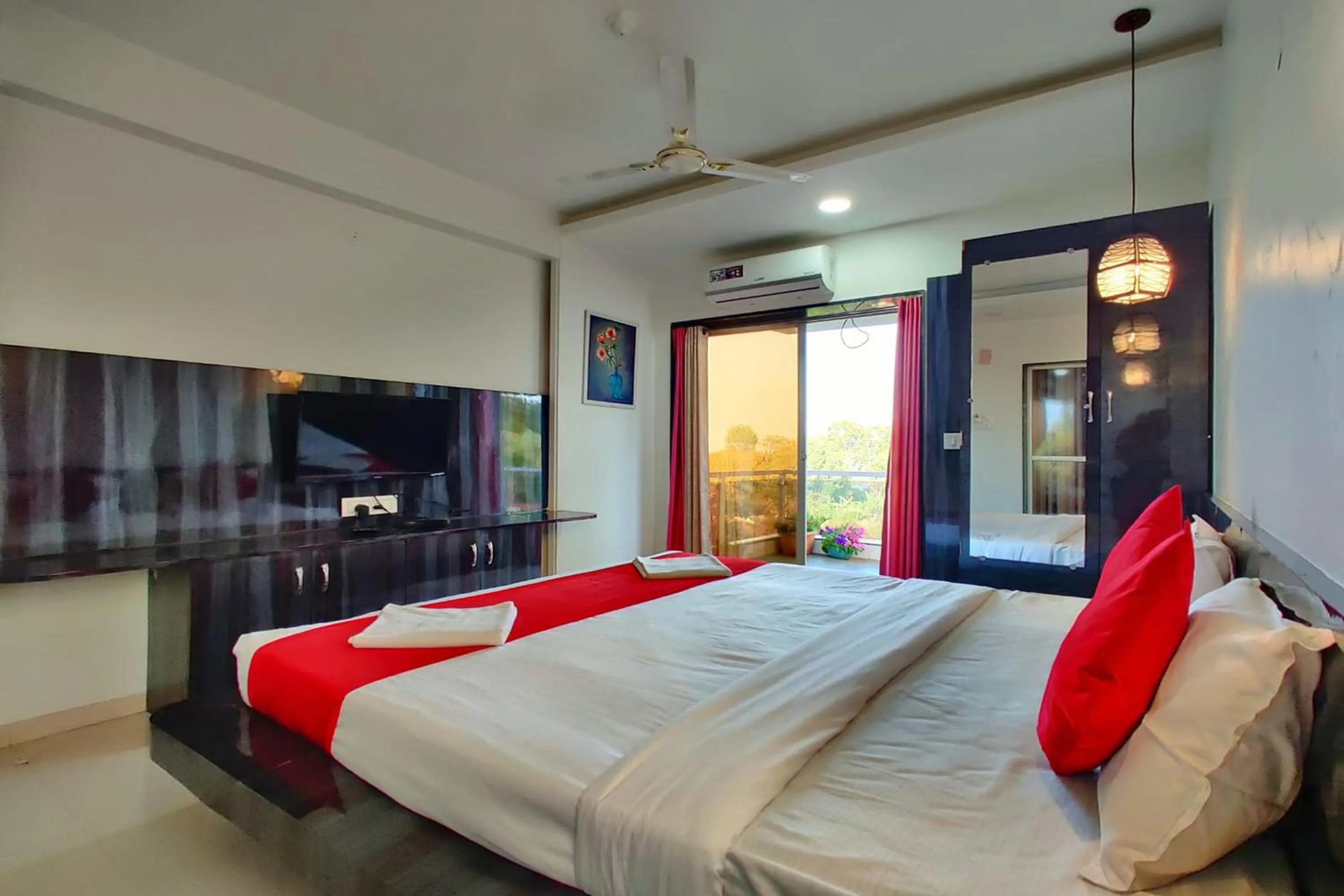 Bed in Strawberry Land Resort