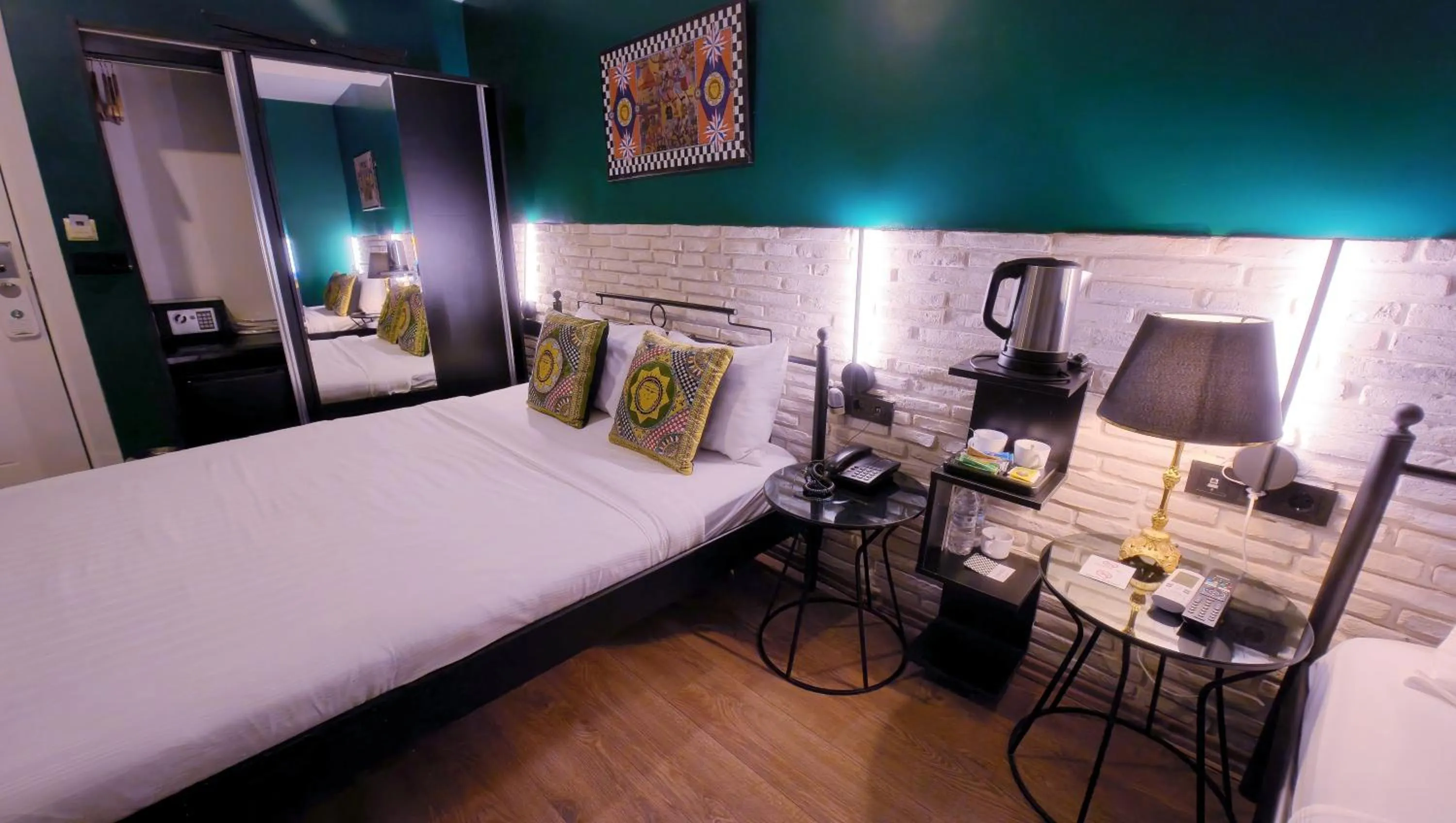 Bedroom, Bed in THINK HOTEL