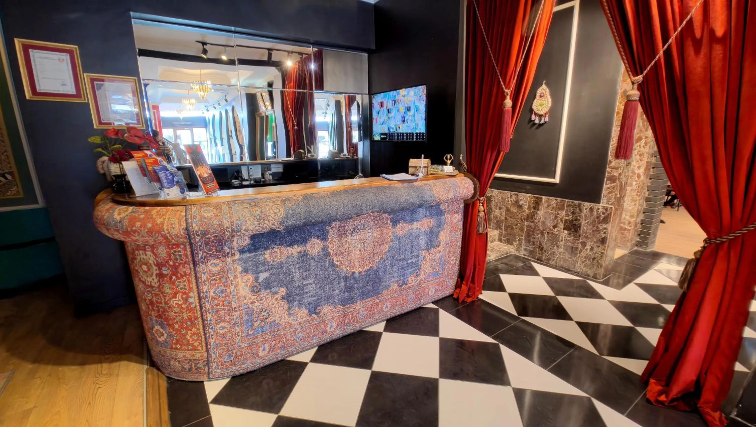 Lobby or reception in THINK HOTEL