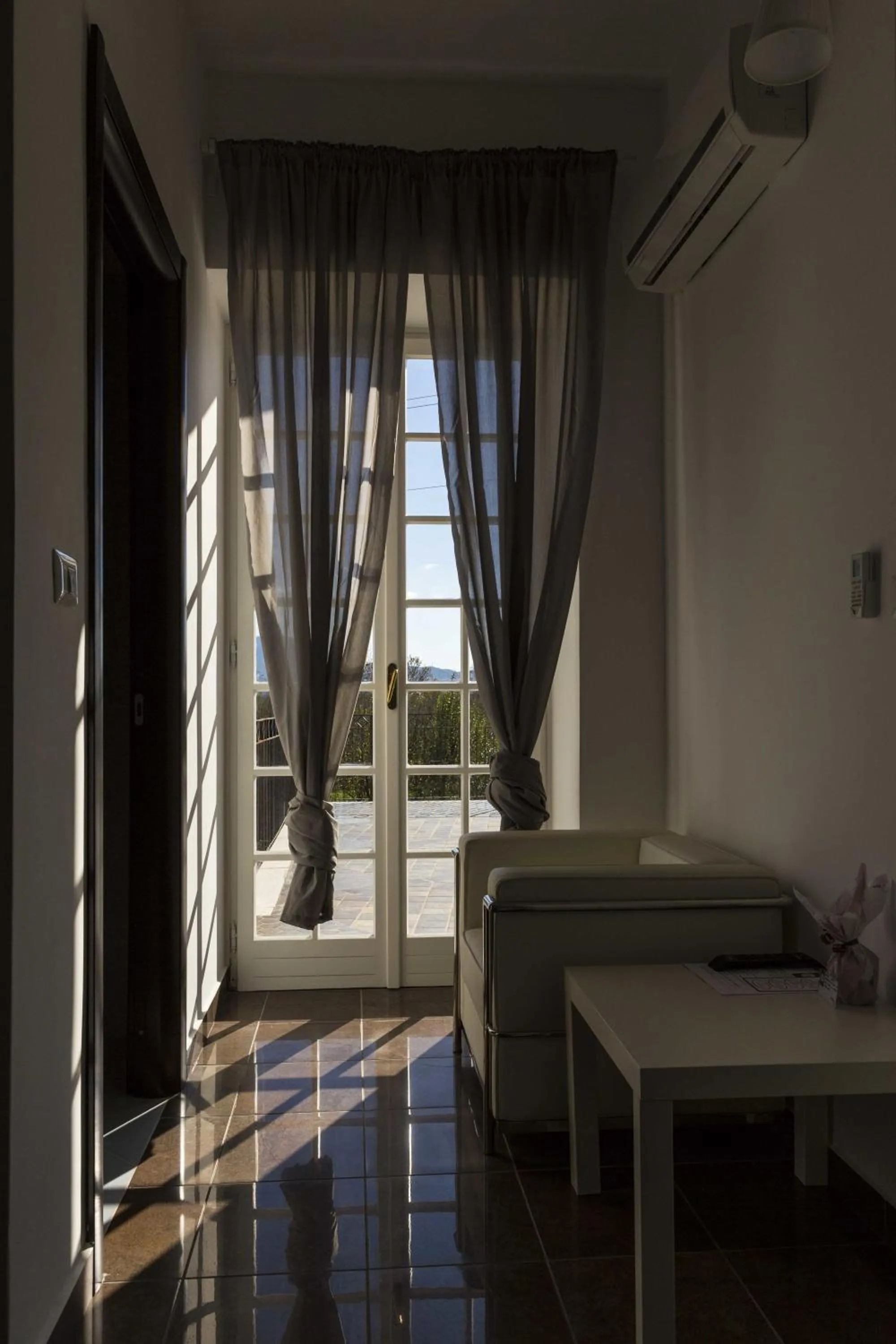 Decorative detail in Hotel Ascot