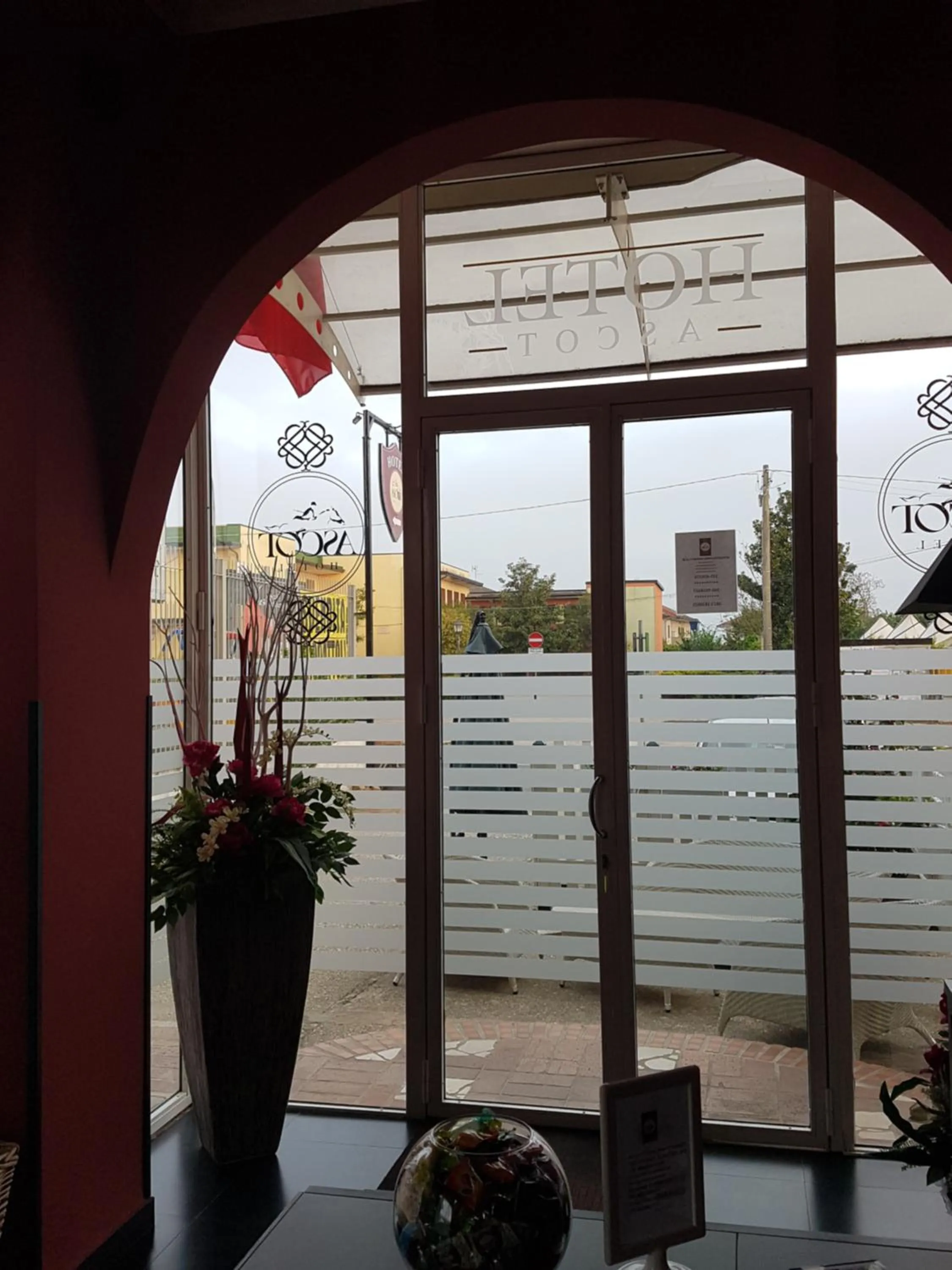 Decorative detail in Hotel Ascot