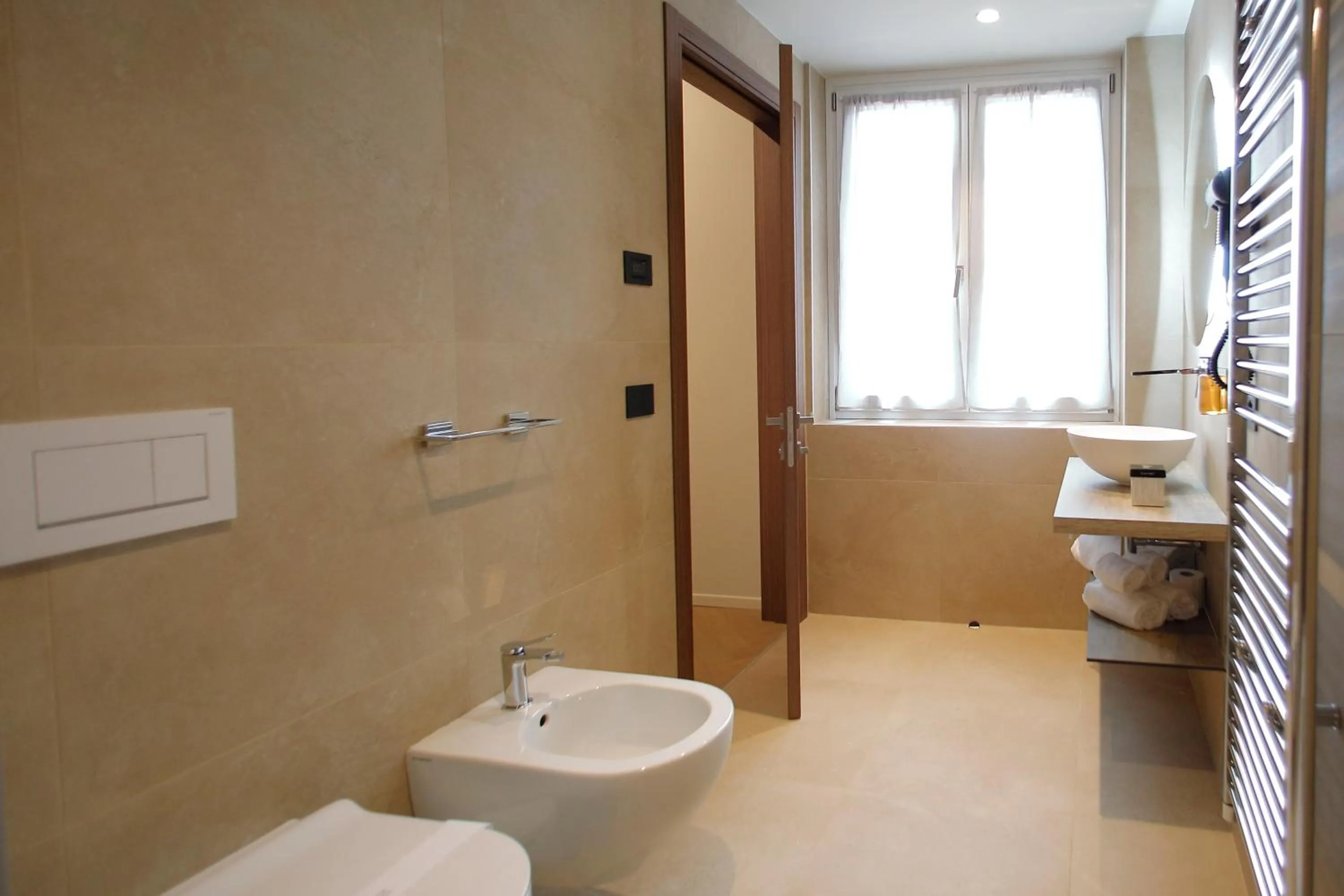 Bathroom in Hotel Namia by Dori