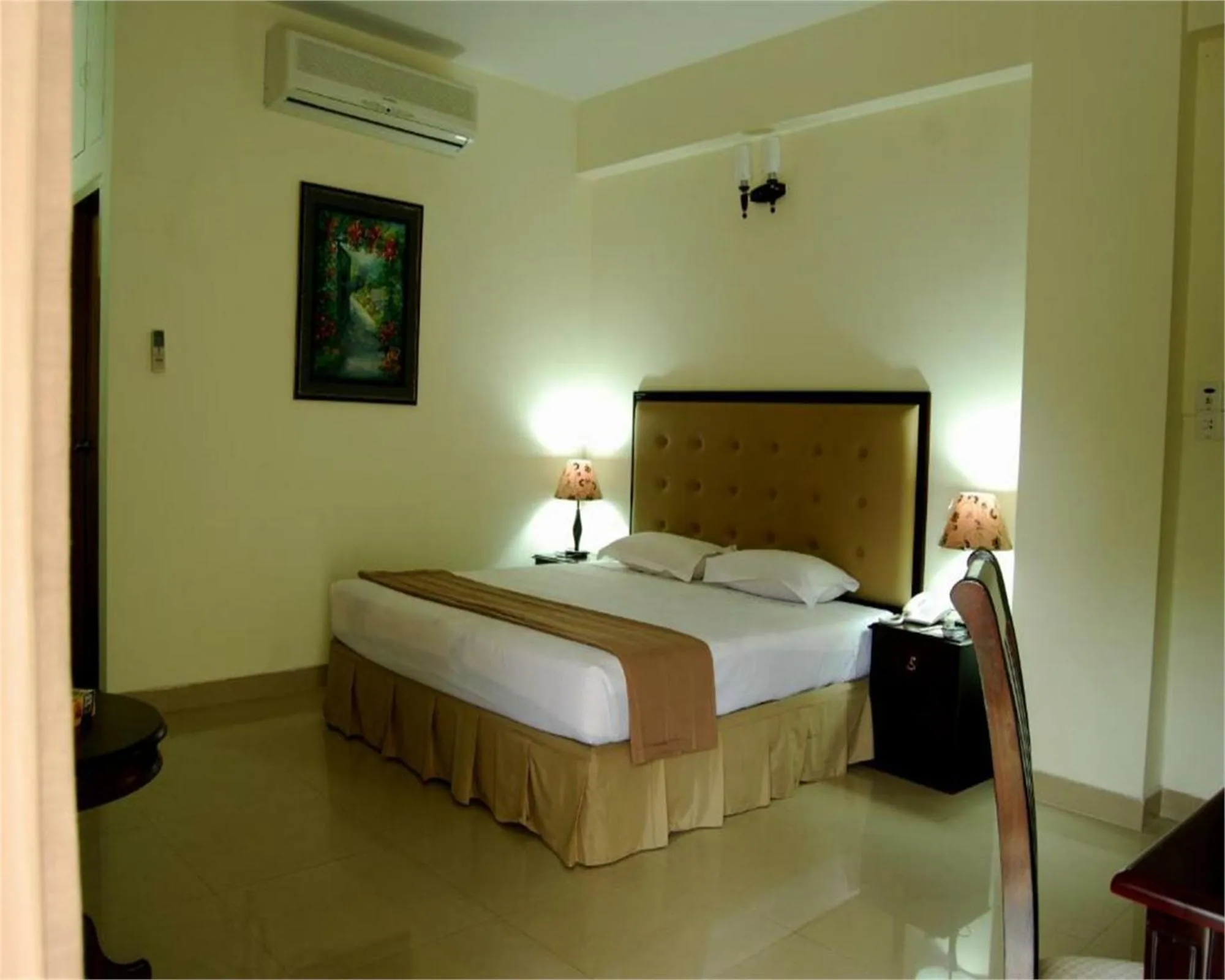 Bed in Ambassador Residency