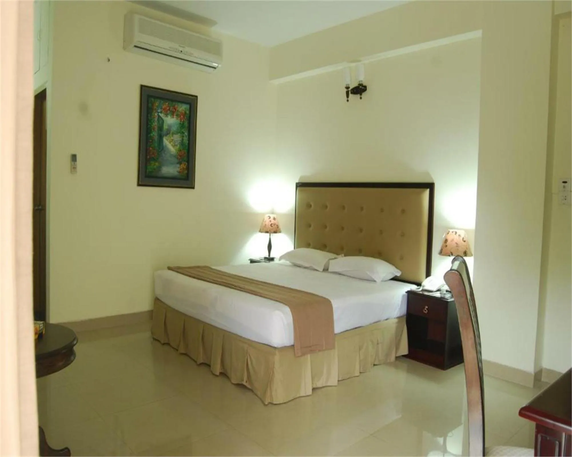 Bed in Ambassador Residency