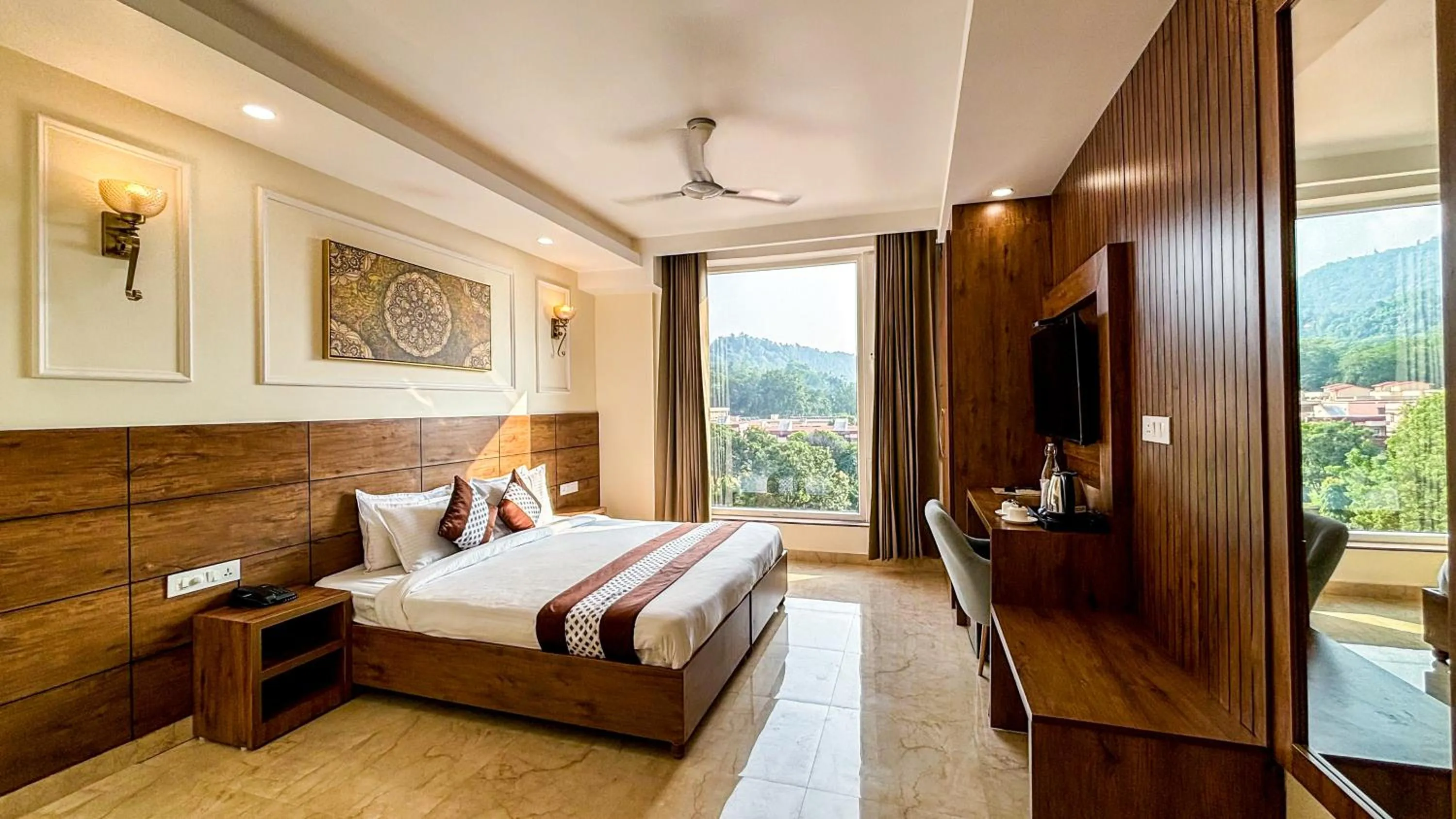 Bed in Hotel Nirvana Bliss, Behind Parmarth Niketan