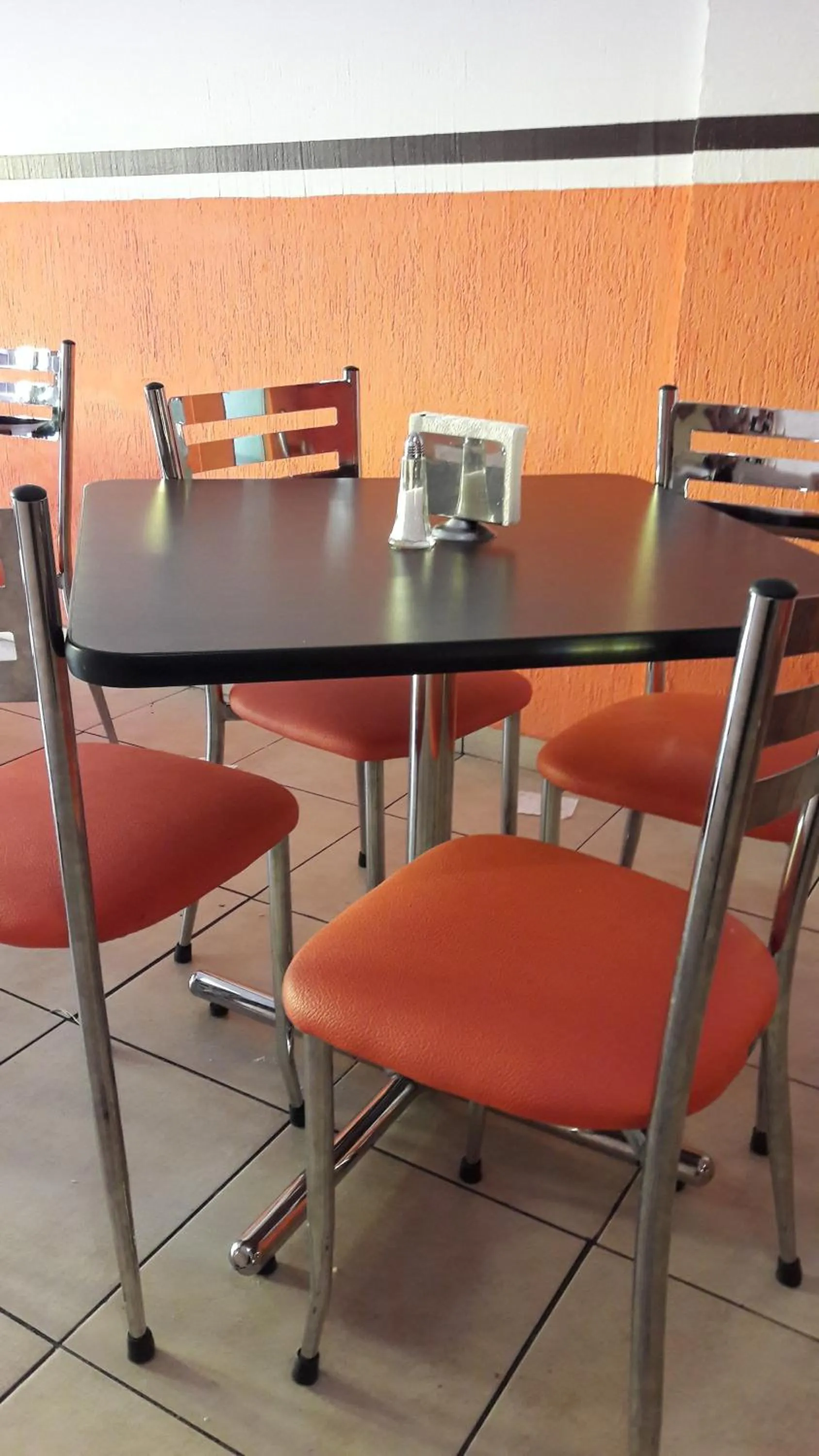 Restaurant/places to eat in Hotel La Torre San Francisco