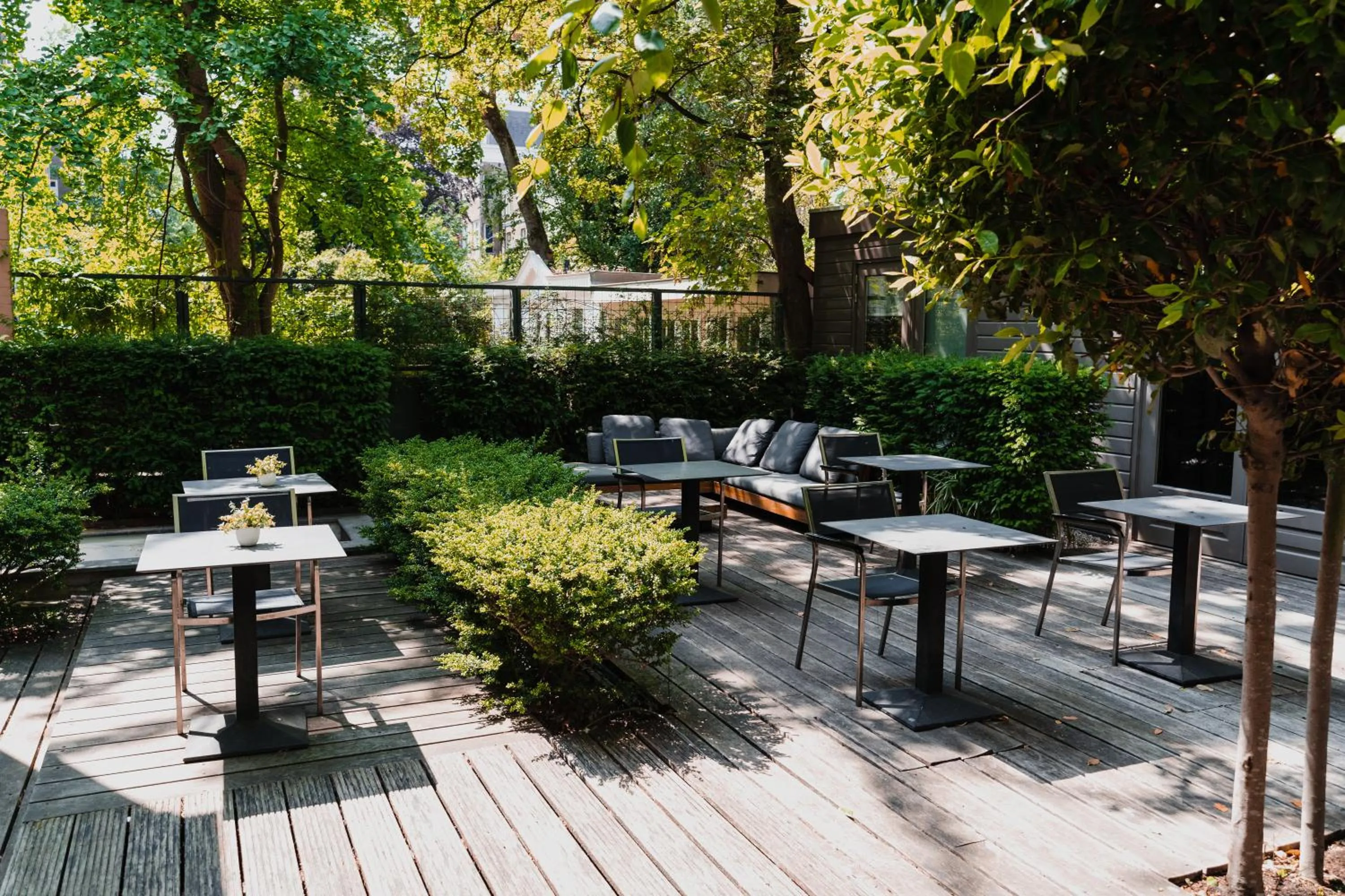 Patio in Hotel Roemer Amsterdam