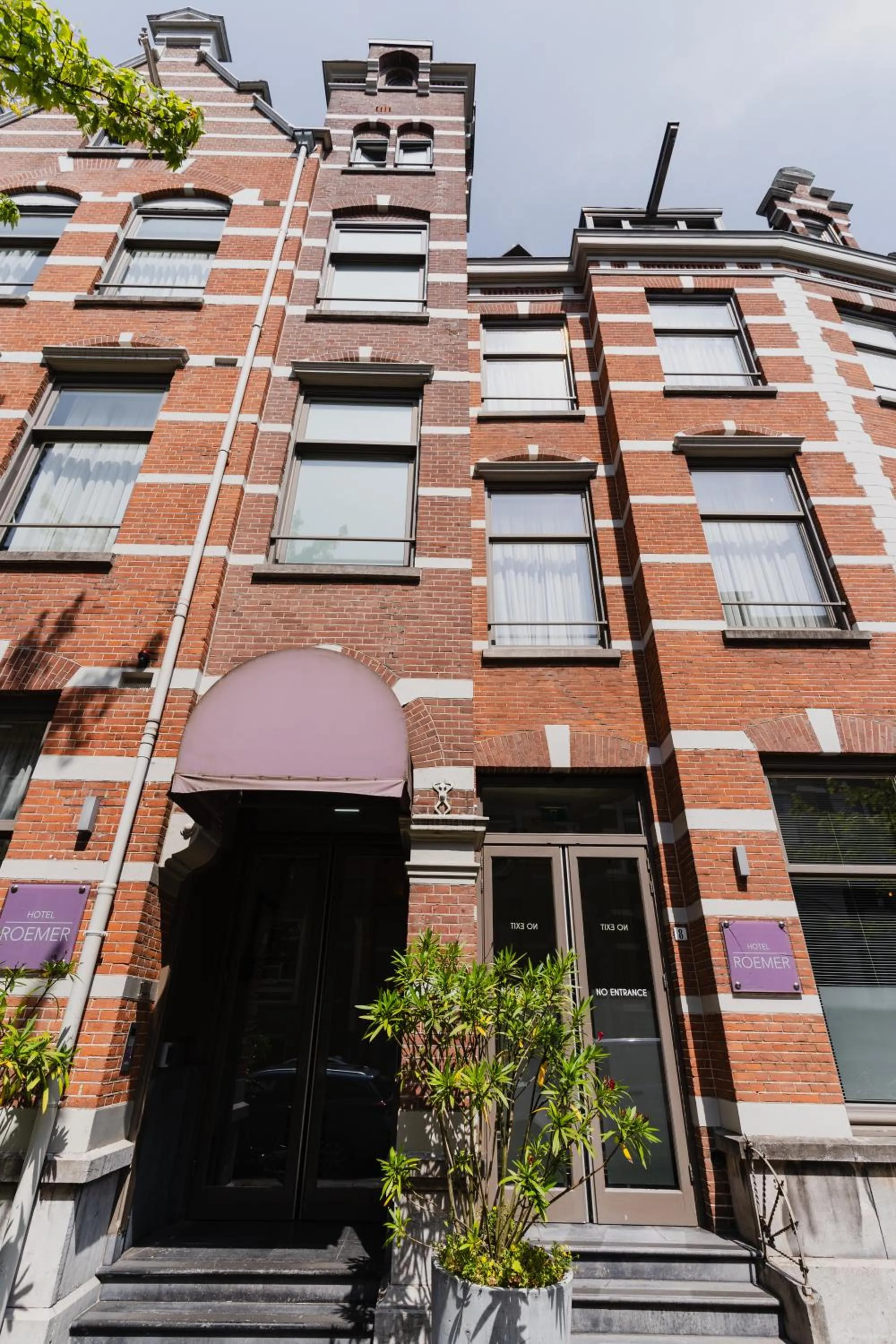 Property building in Hotel Roemer Amsterdam