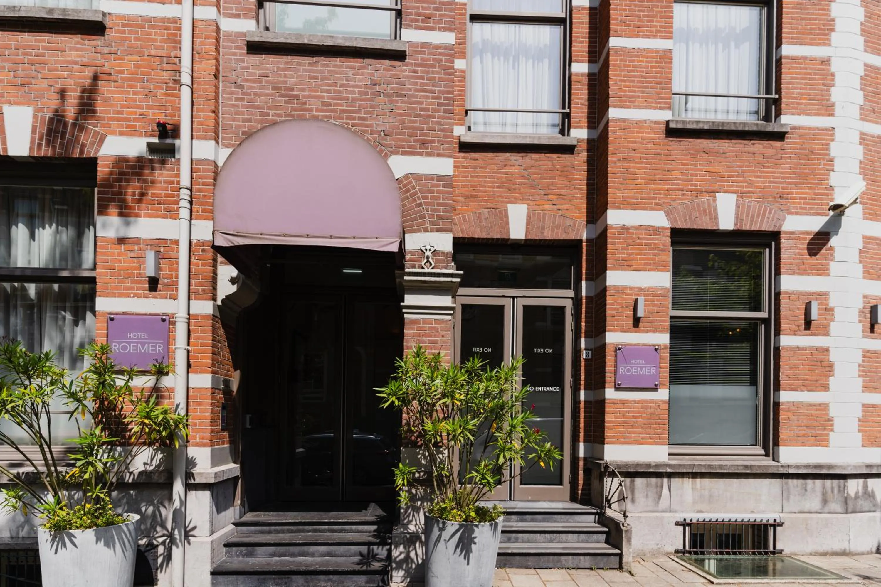 Property building in Hotel Roemer Amsterdam