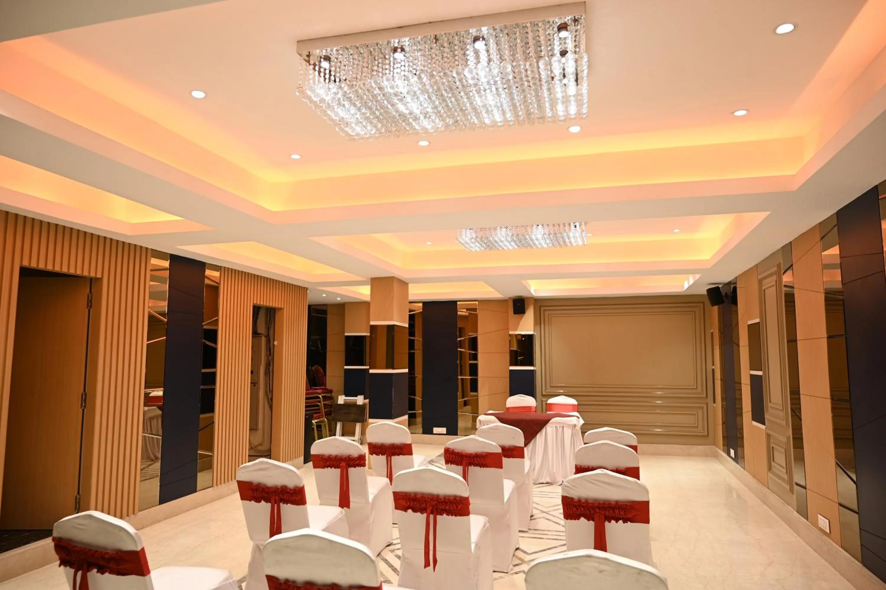 Banquet/Function facilities in Hotel Trax International