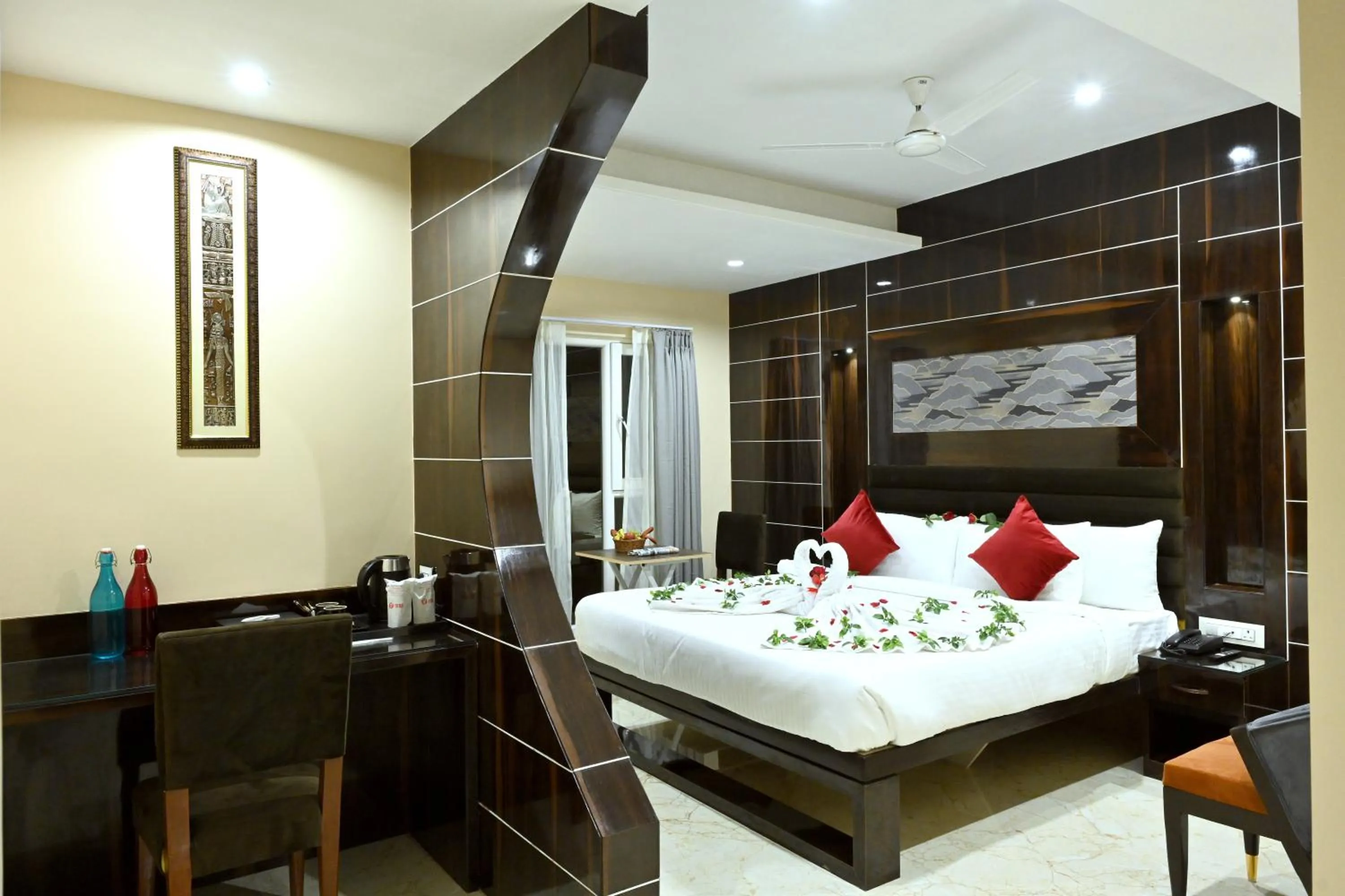 View (from property/room), Bed in Hotel Trax International