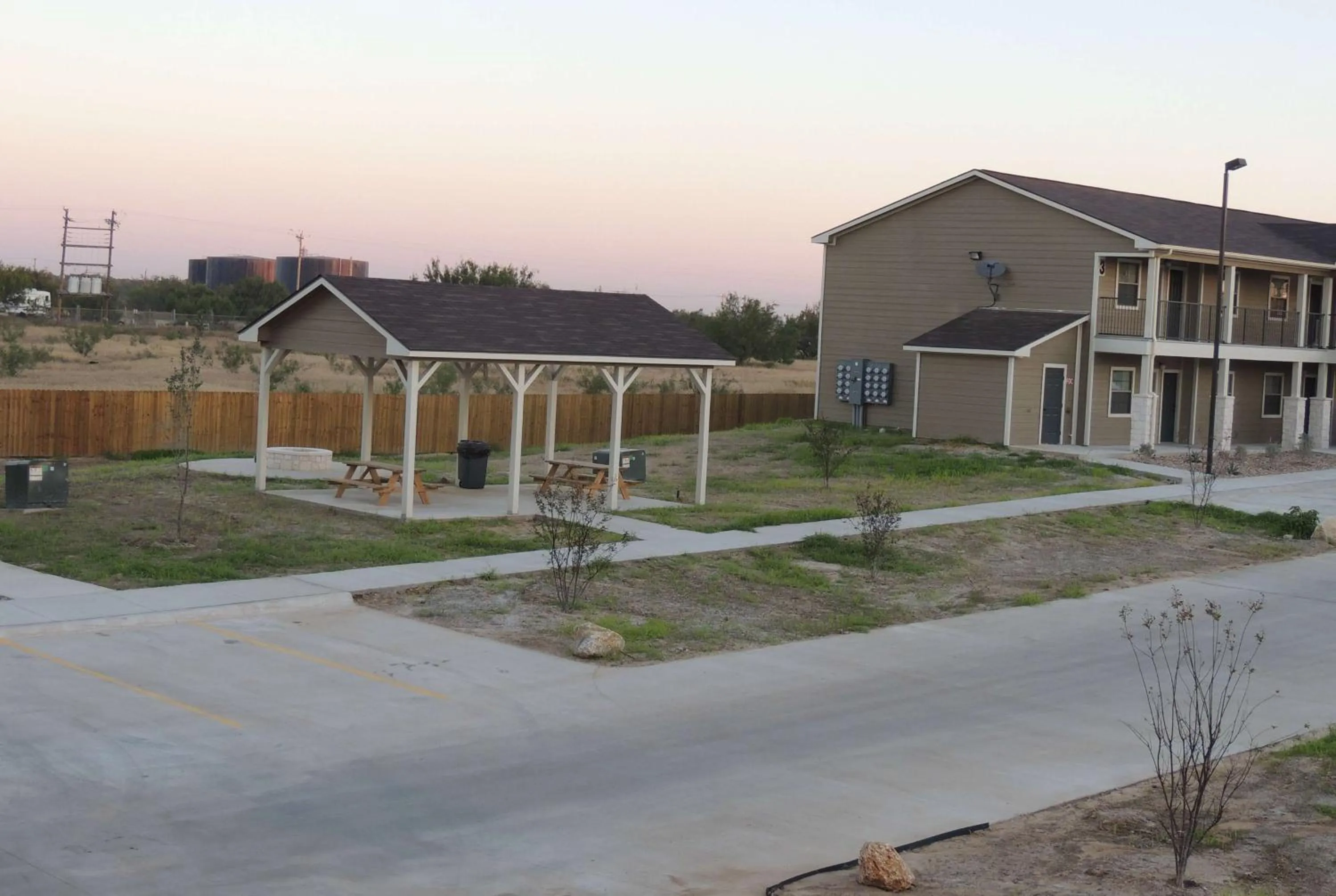 BBQ facilities, Property Building in Eagles Den Suites at Kenedy