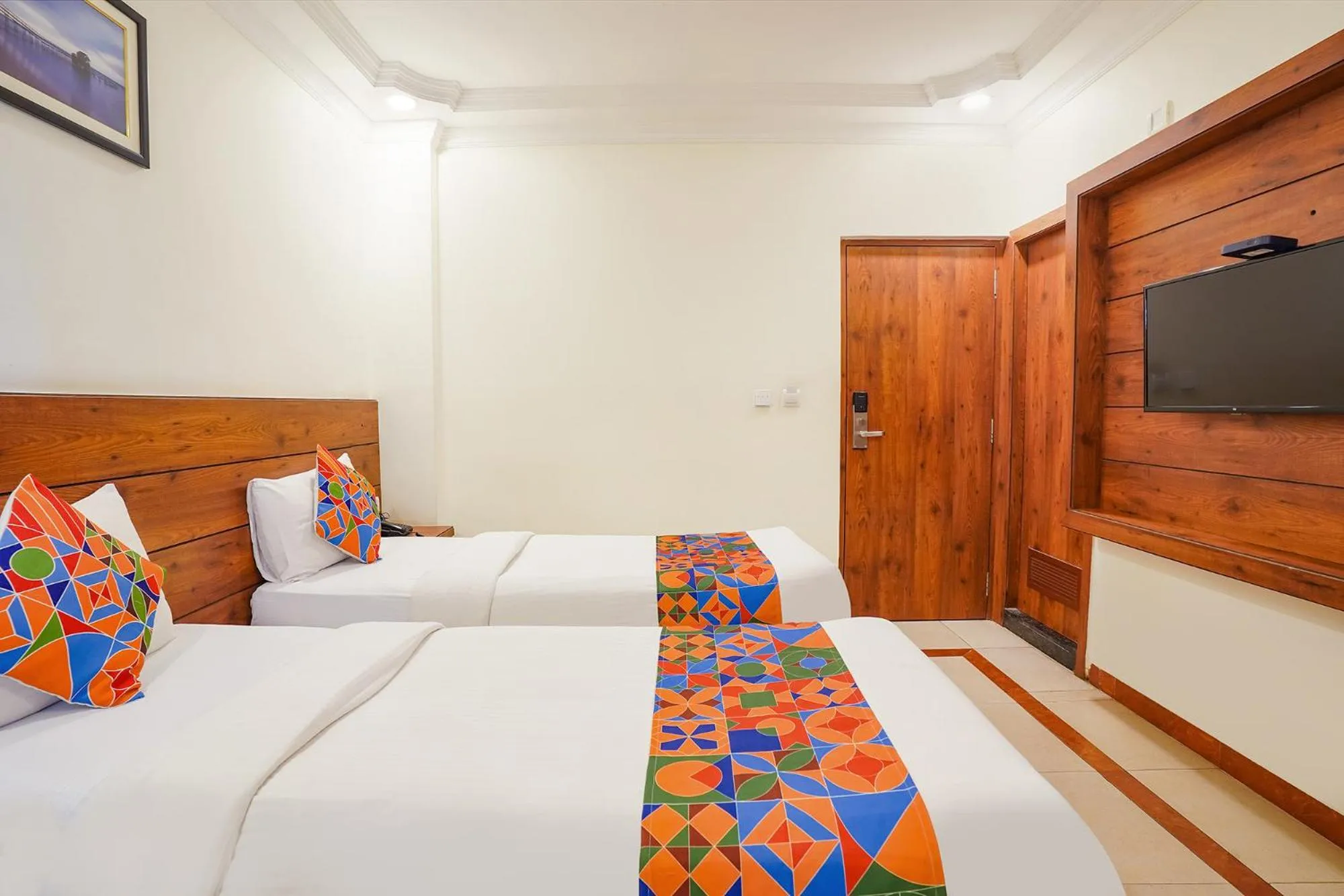 Bed in FabHotel Savi Inn - Nr Mantri Square Mall