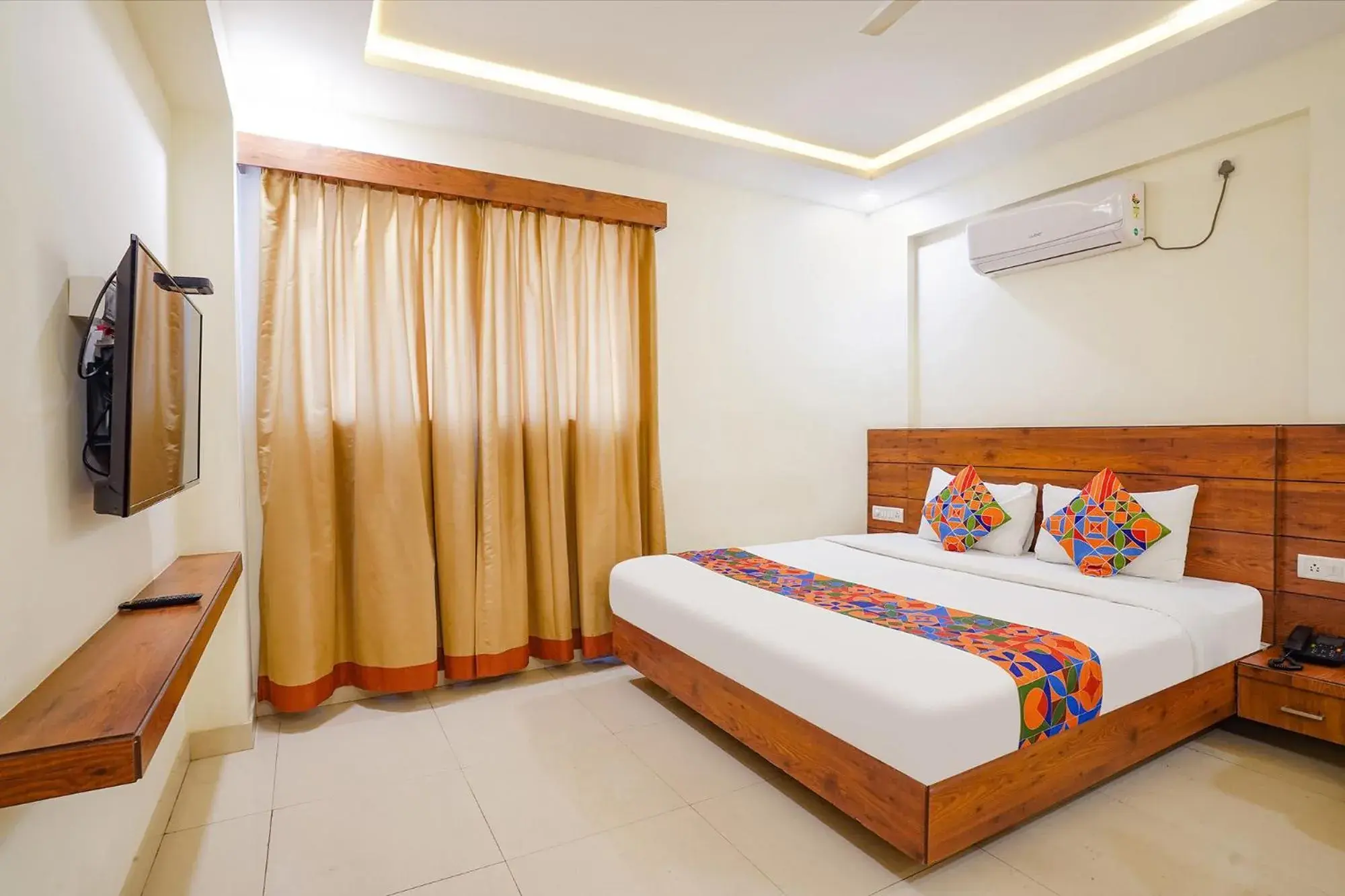 Bed in FabHotel Savi Inn - Nr Mantri Square Mall Bed in FabHotel Savi Inn - Nr Mantri Square Mall