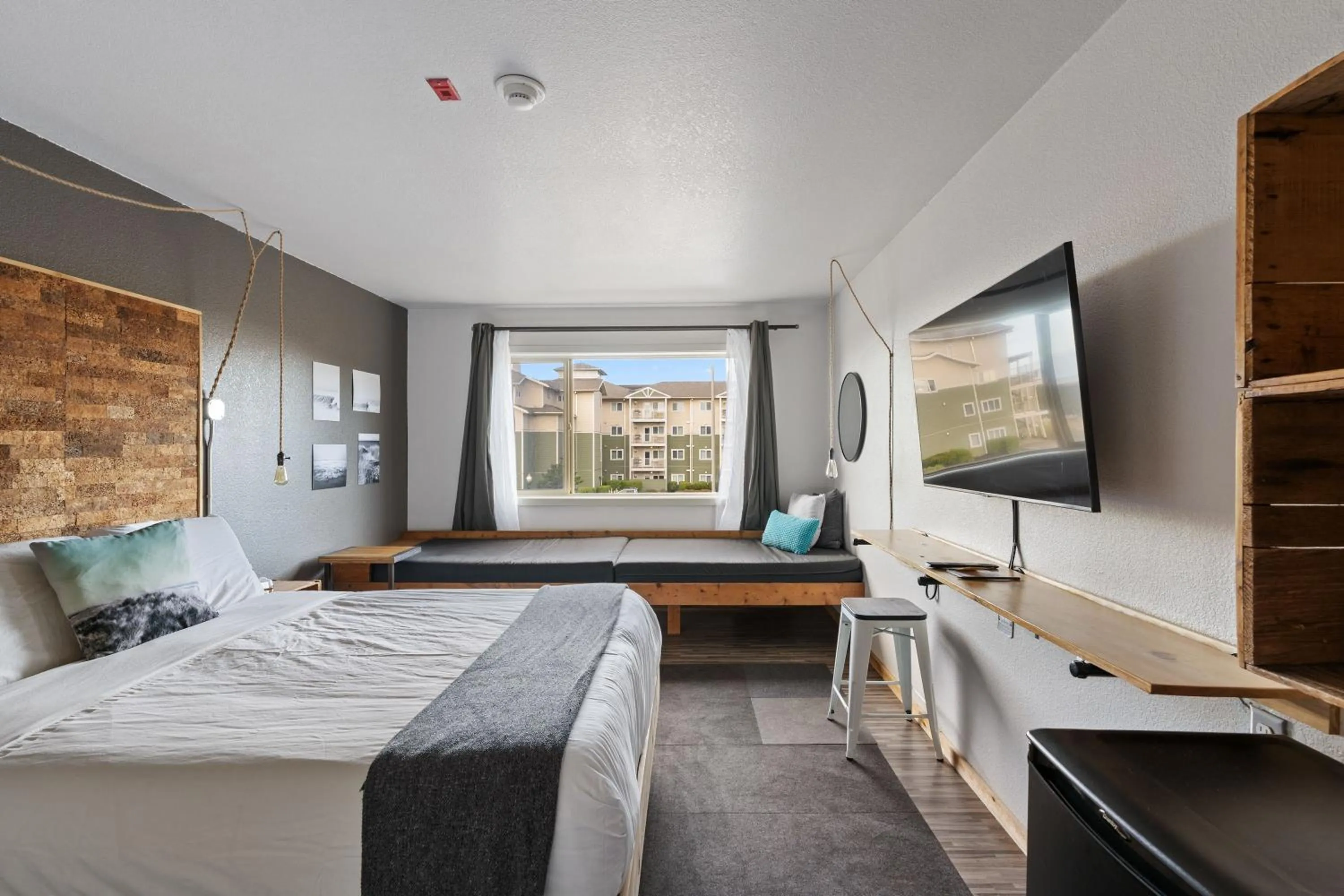 Bedroom, Bed in Adrift Hotel