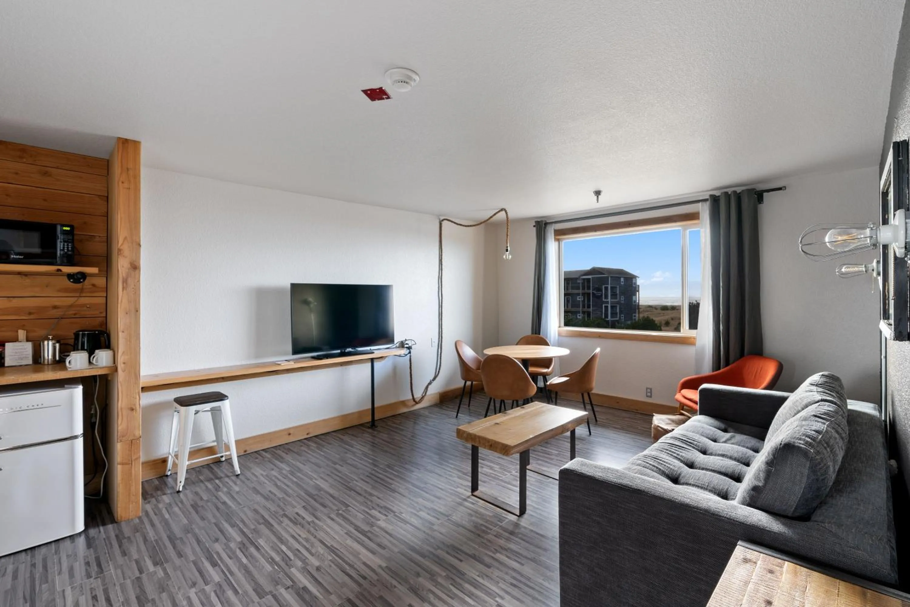 Bedroom in Adrift Hotel