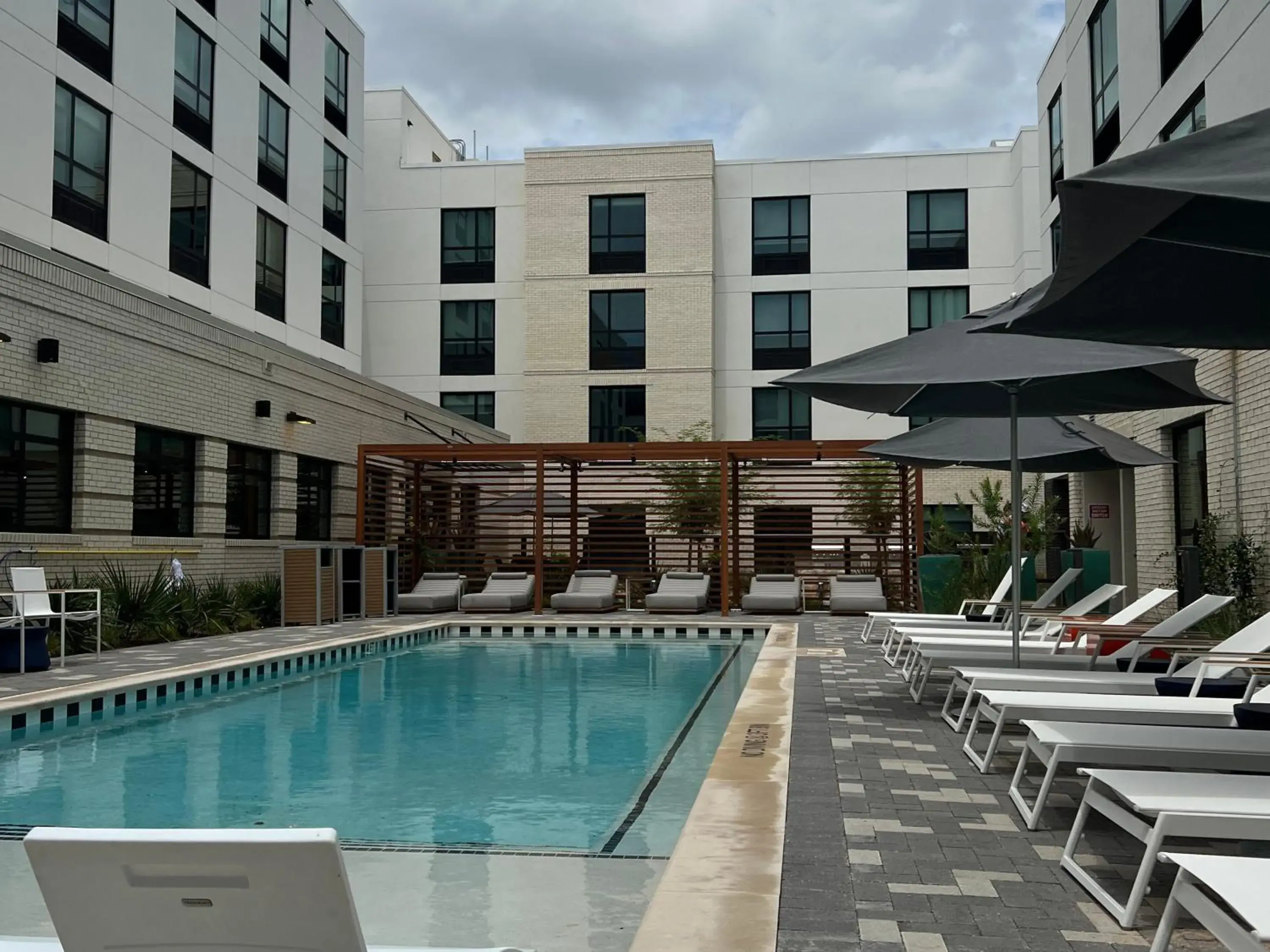 Swimming pool in Hampton by Hilton East Austin - near UT and Capitol Swimming pool in Hampton by Hilton East Austin - near UT and Capitol