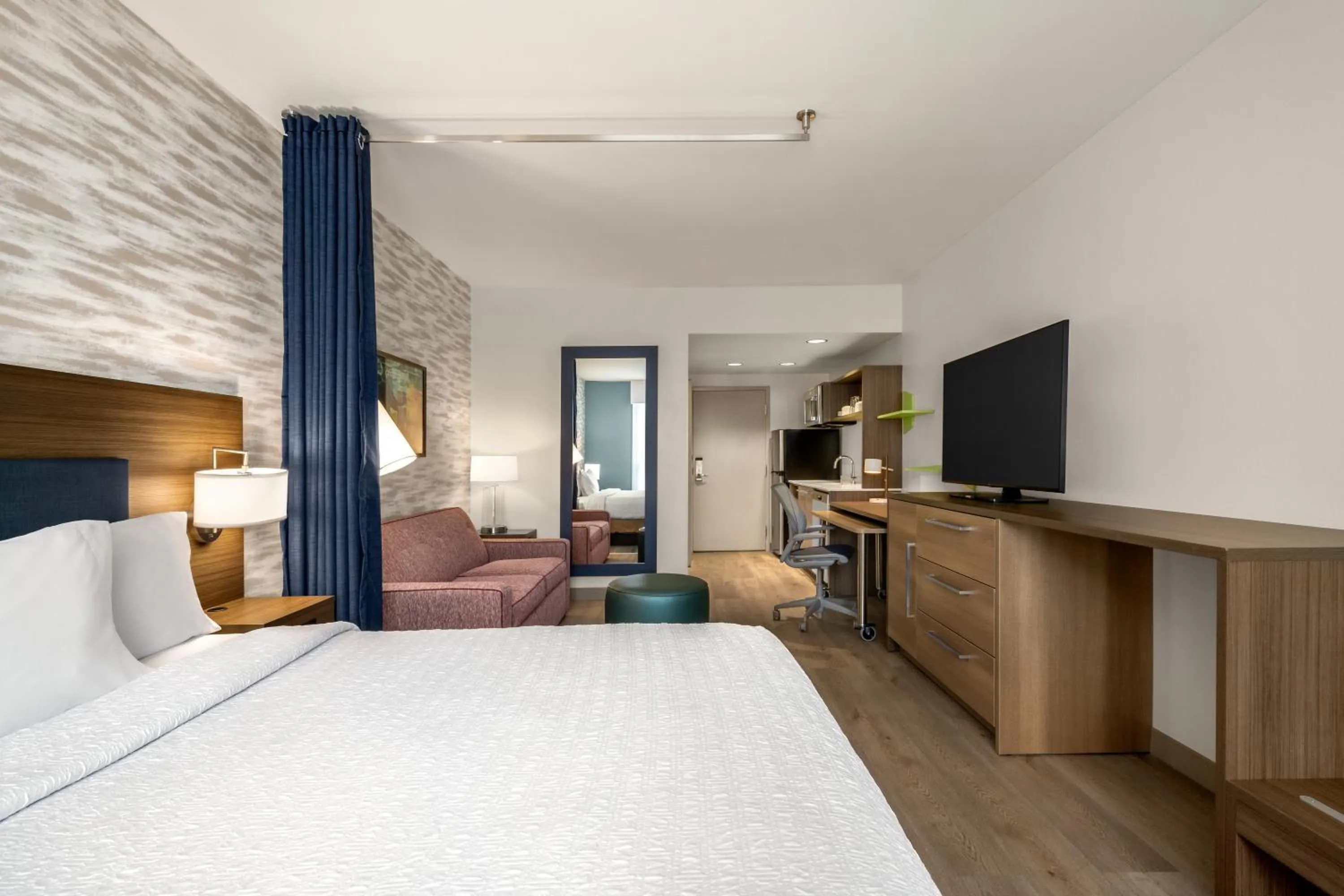 Bedroom, Bed in Home2 Suites By Hilton East Austin - near Downtown and UT